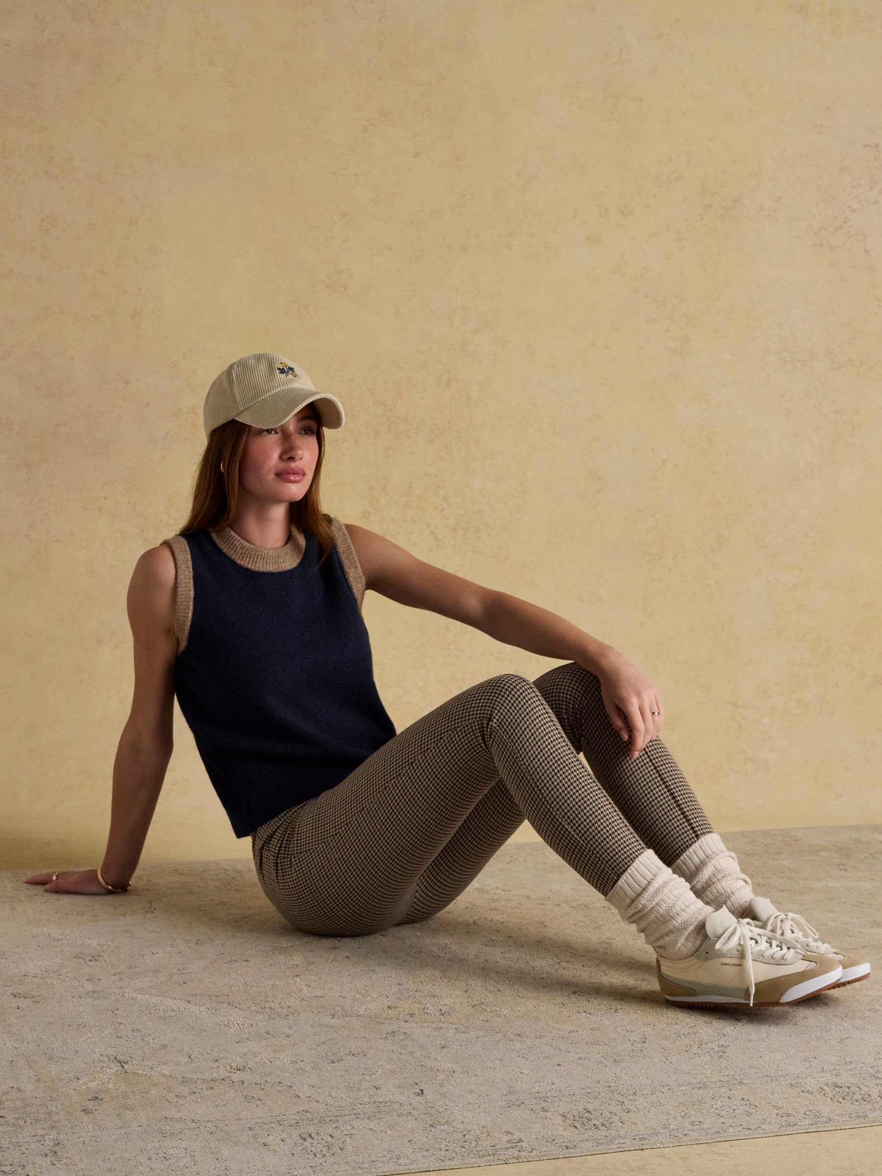 Holly Navy & Camel Knitted Crew Neck Vest - Image 9 of 11