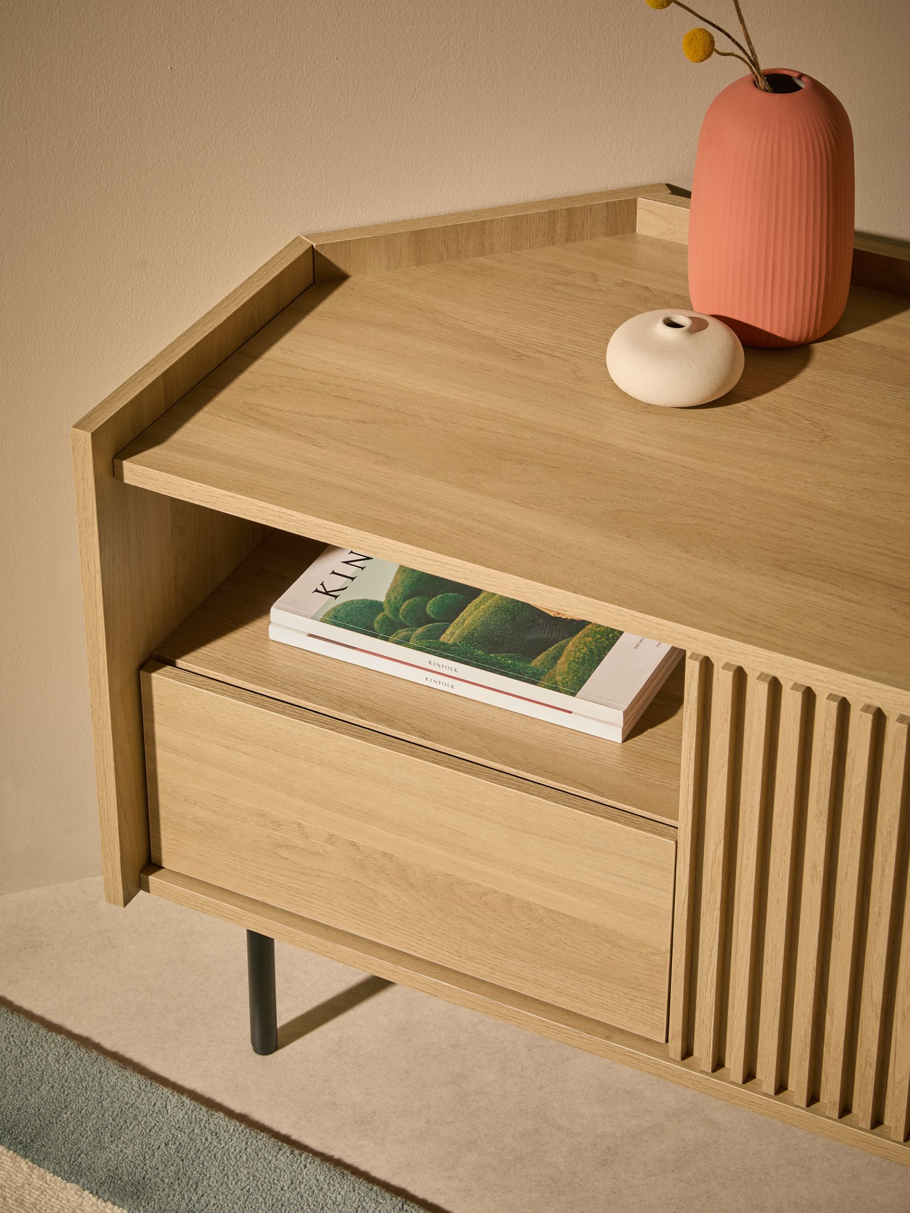 Blaze Corner Up to 50 Inch TV Unit in Oak Effect - Image 3 of 5