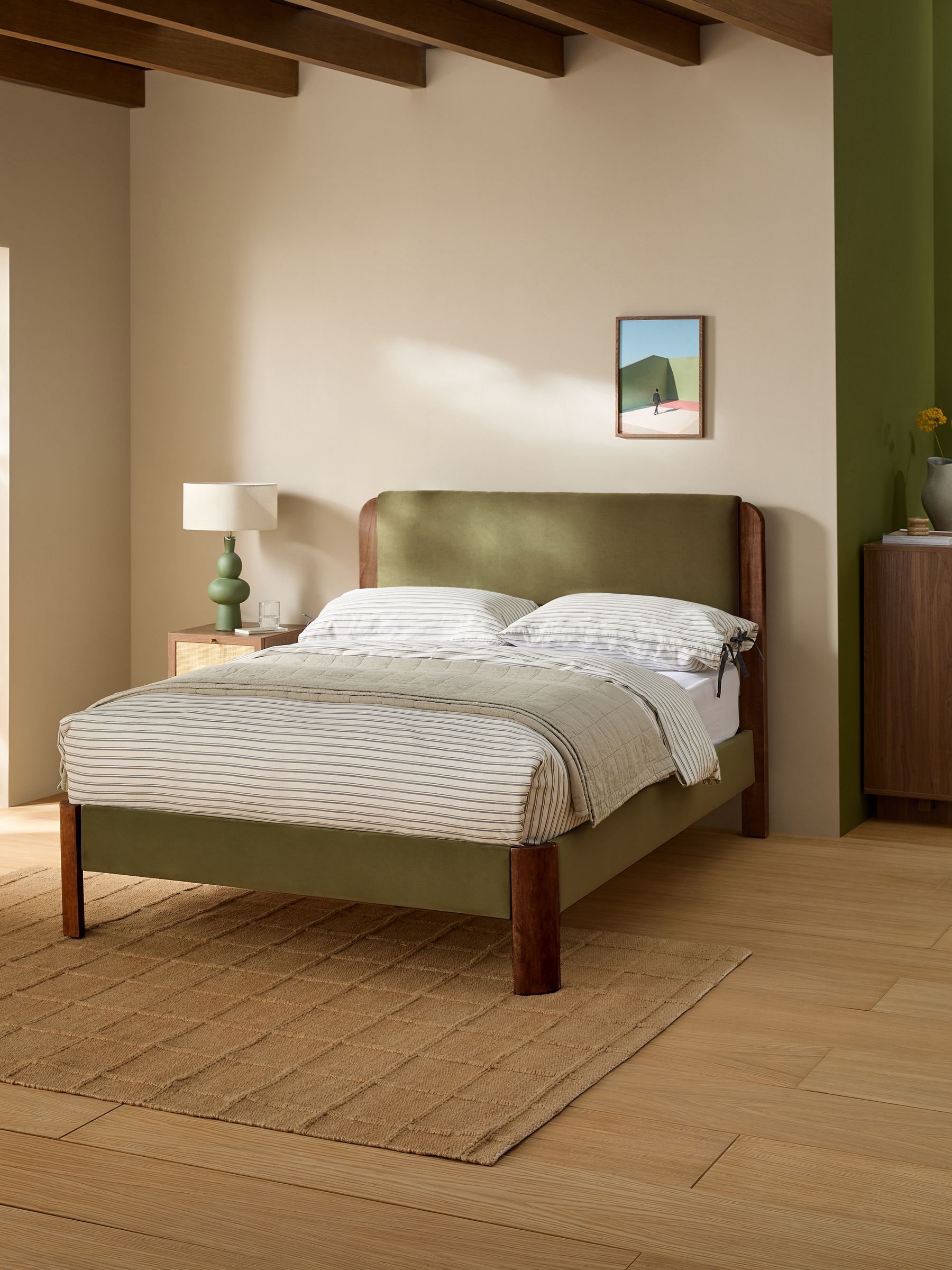 Velvet Fern Green Bed Evander - Image 1 of 5