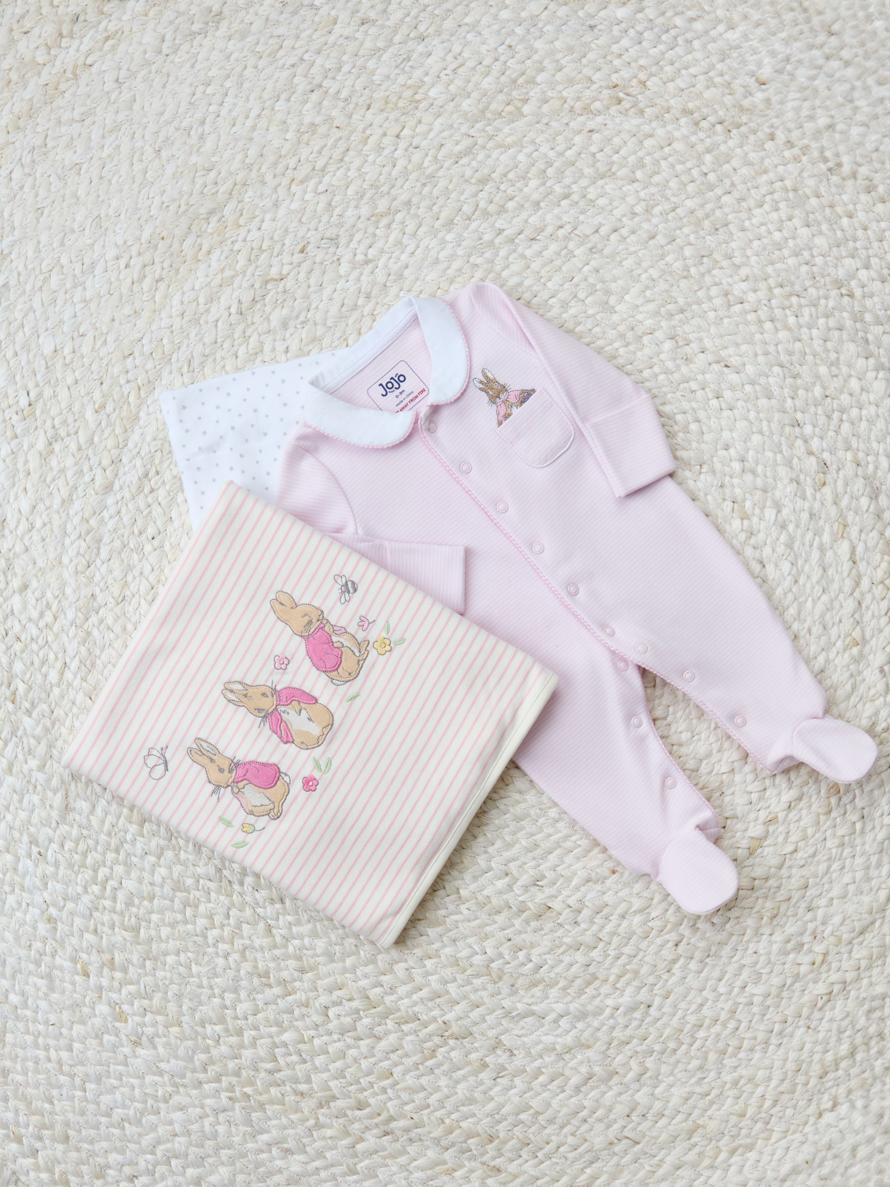 Peter Rabbit™ Flopsy Sleepsuit, Comforter & Blanket Gift Set (0-3 months) - Image 2 of 4