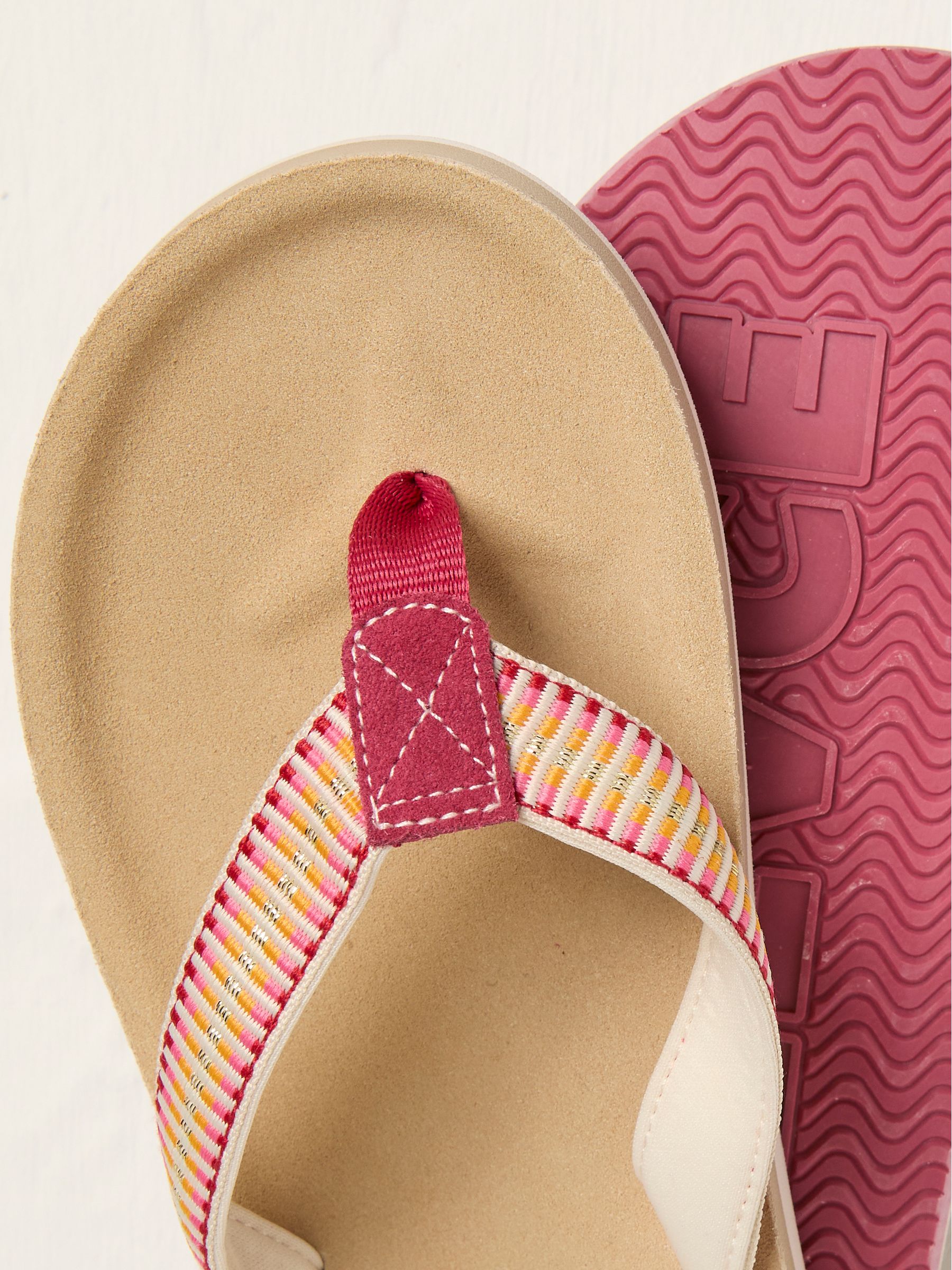 Somerton Light Pink Flip Flop | FatFace