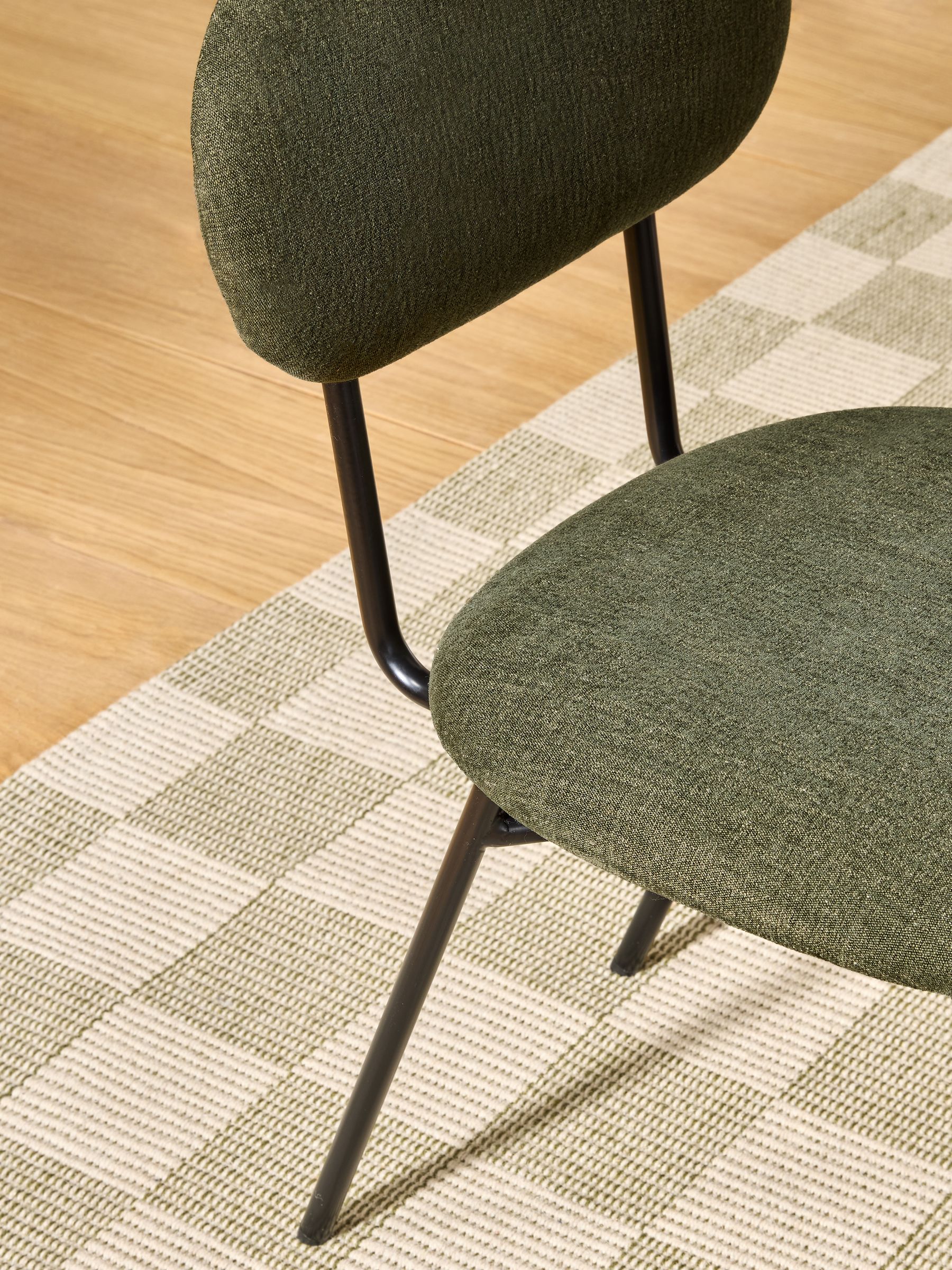 Set of 2 Clemmie Dining Chairs in Hunter Green Soft Weave and Black Legs - Image 2 of 5