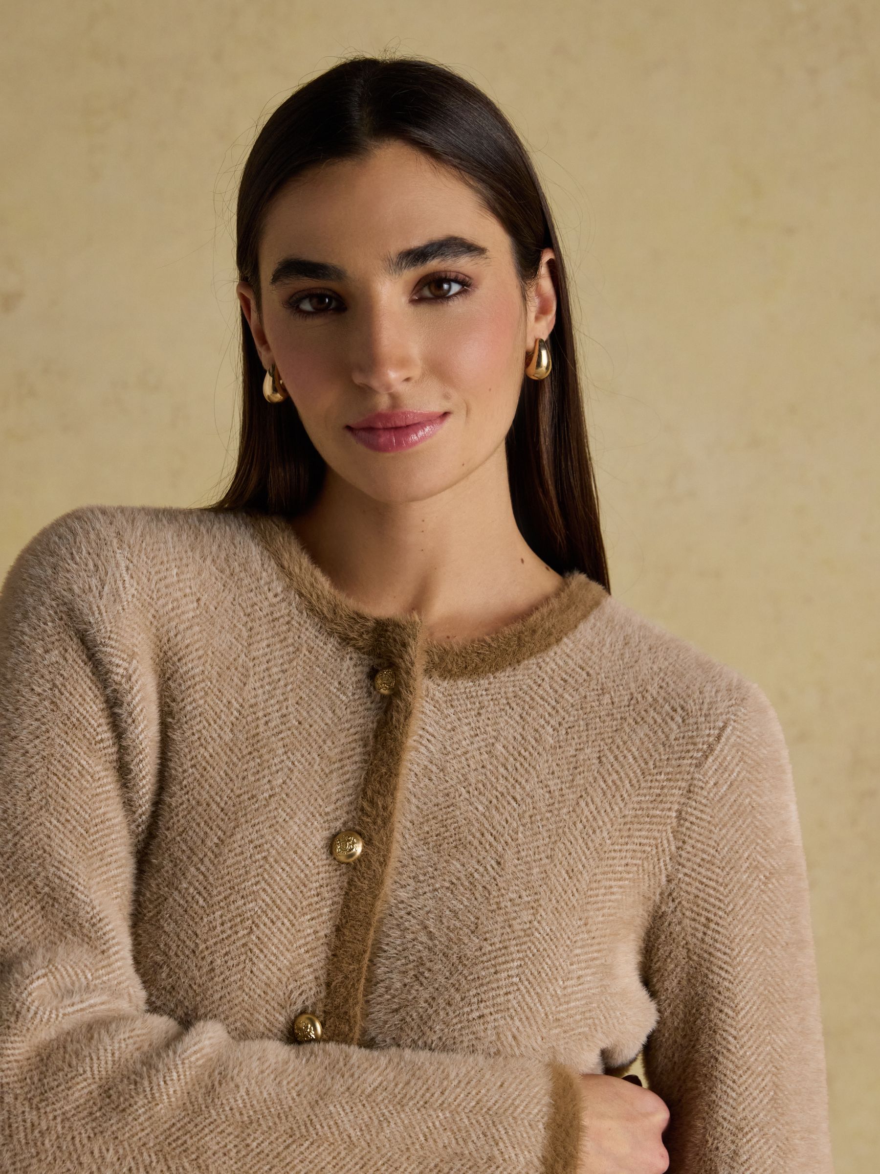 Super Soft Georgia Tan & Cream Herringbone Eyelash Knitted Cardigan - Image 7 of 10