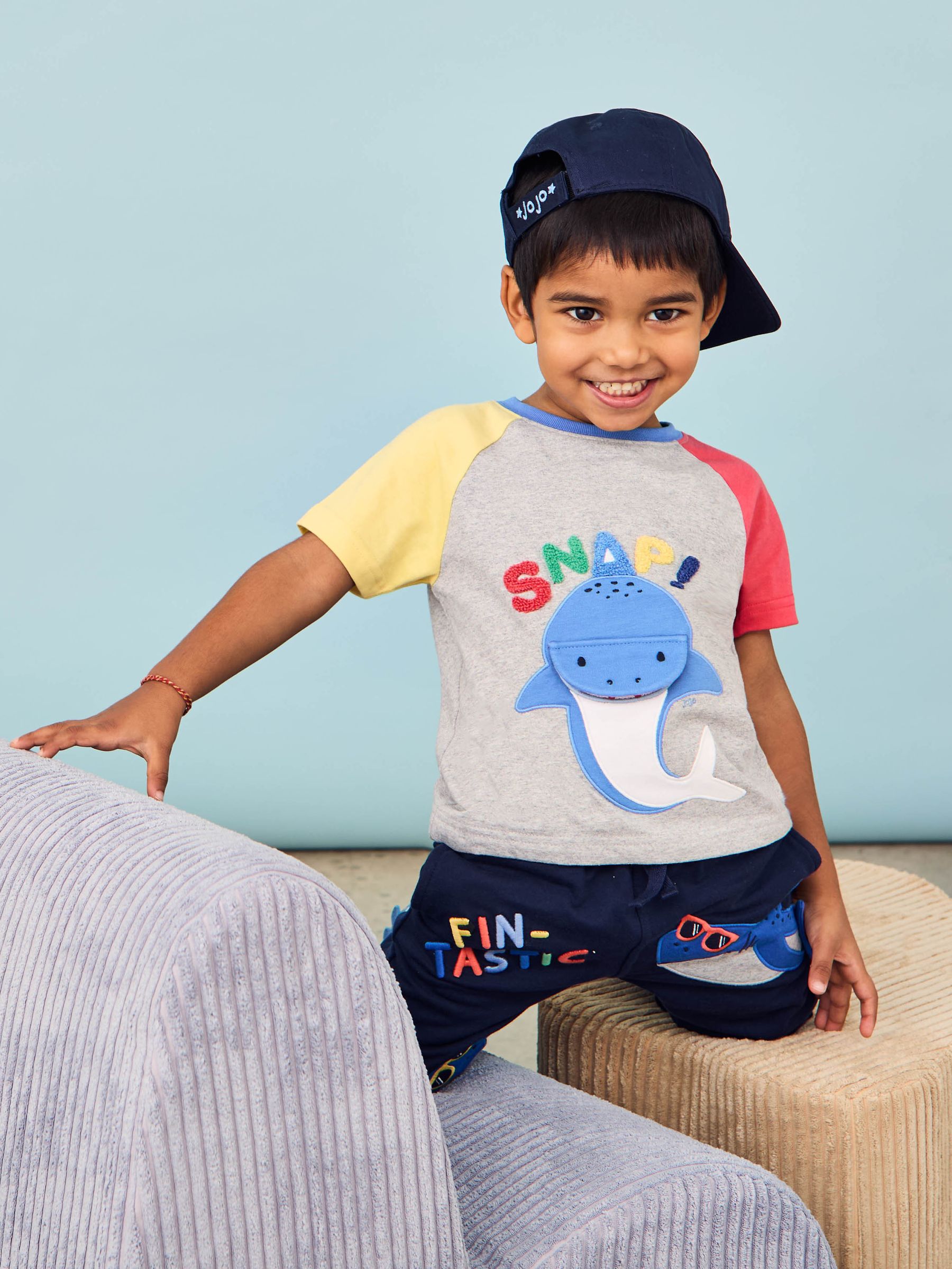 Marl Grey Shark Interactive Appliqué T-Shirt - Image 2 of 7