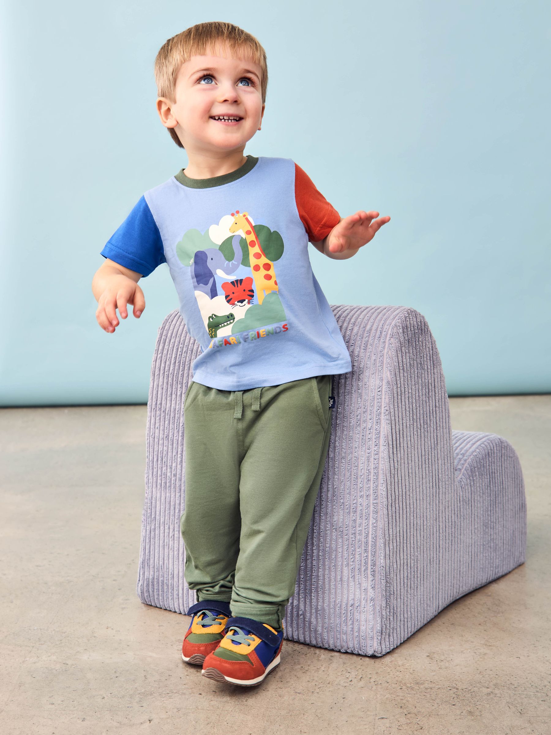 Blue Safari Scene 100% Cotton Printed T-Shirt - Image 4 of 5