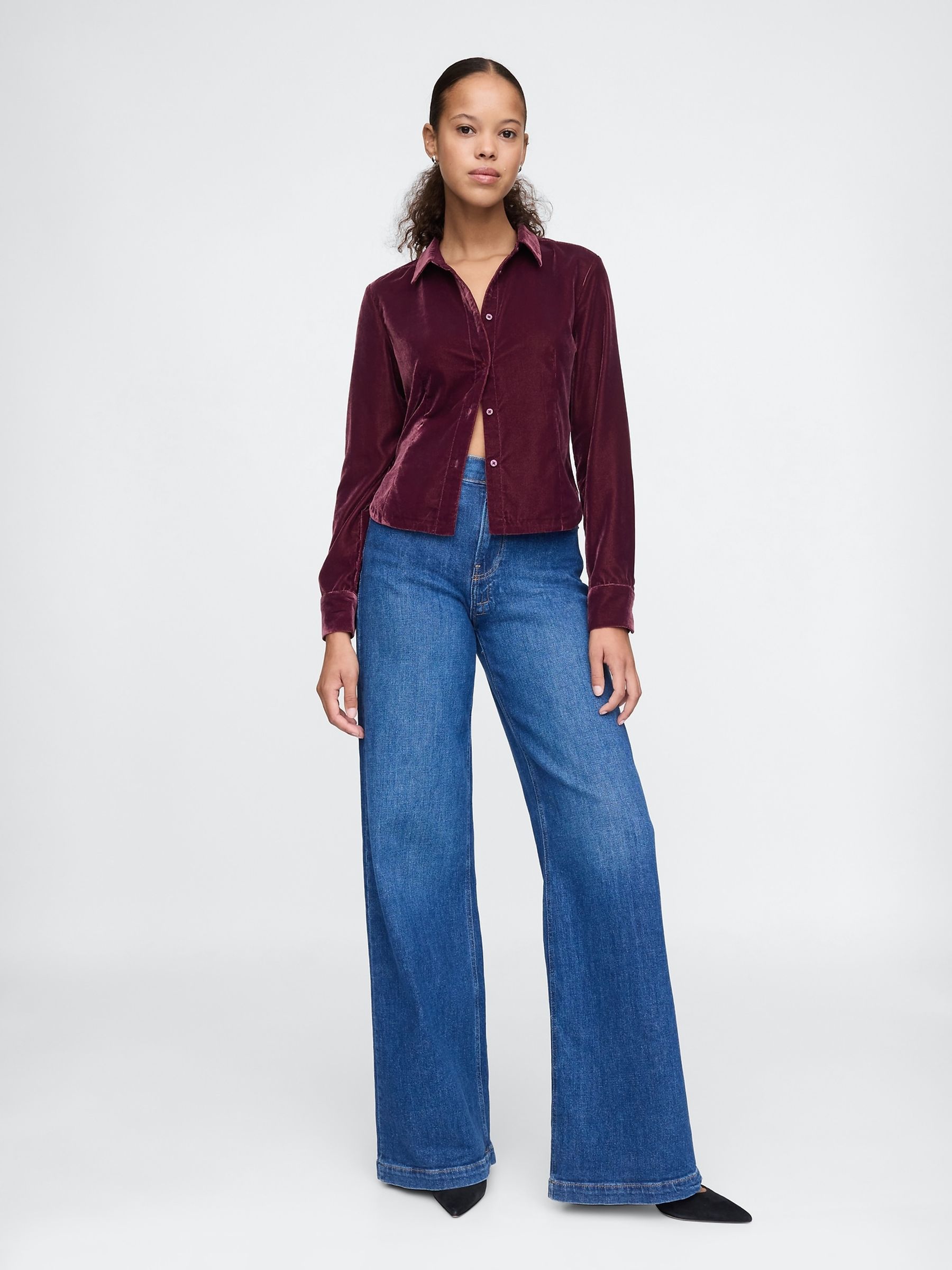 Red Long Sleeved Cropped Velvet Shirt - Image 3 of 4