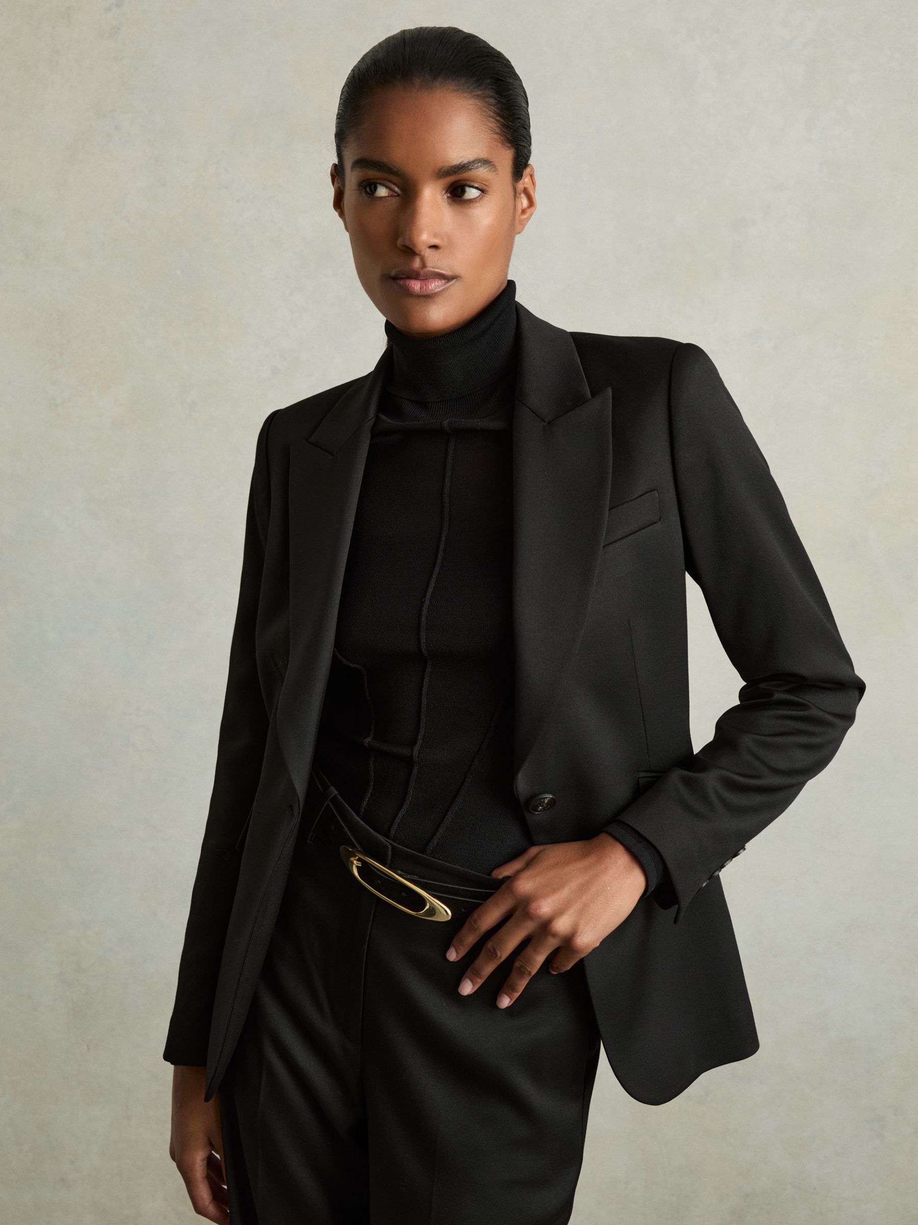 Suede Oval-Buckle Belt in Black - Image 2 of 4