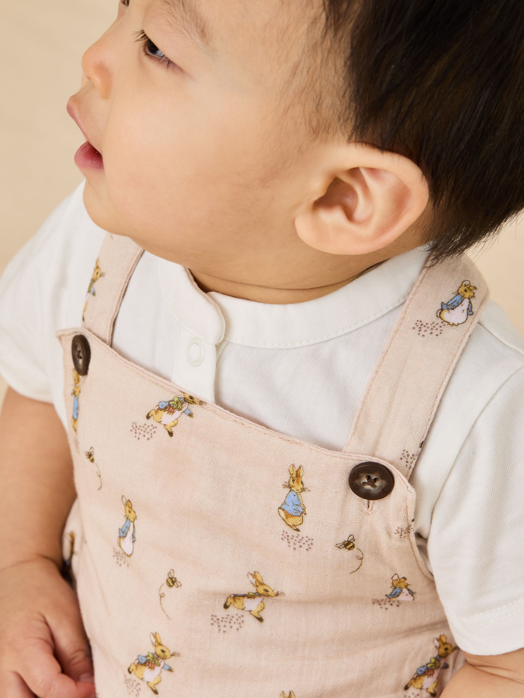 Natural 2-Piece Peter Rabbit™ Dungarees & Body Set - Image 9 of 9