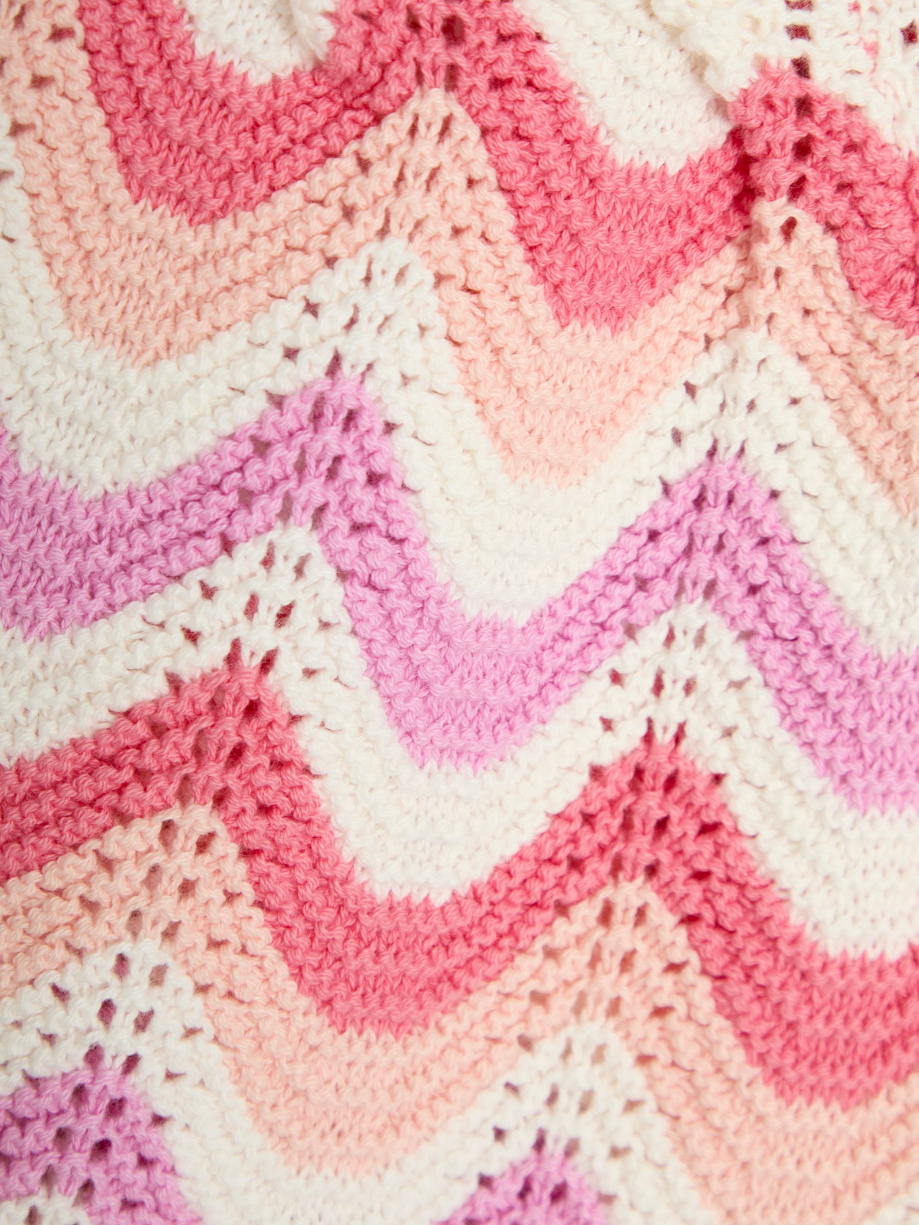Pink 100% Cotton 2-Piece Chevron Crochet Top & Shorts Set - Image 4 of 4