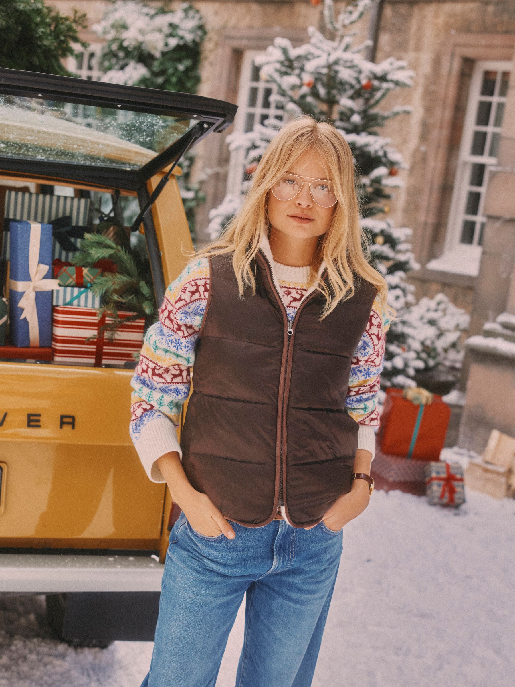 Reversible Faux Fur Cream & Brown Padded Gilet - Image 2 of 9 Reversible Faux Fur Cream & Brown Padded Gilet - Image 2 of 9