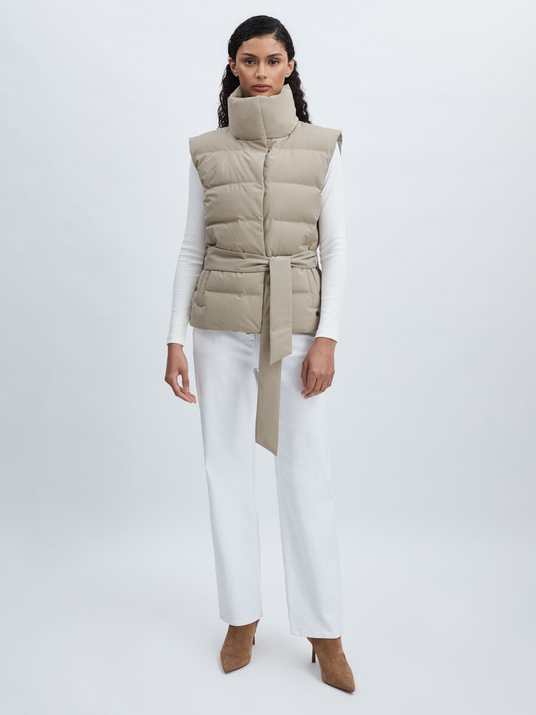Scandinavian Edition Padded Gilet in Khaki - Image 3 of 6
