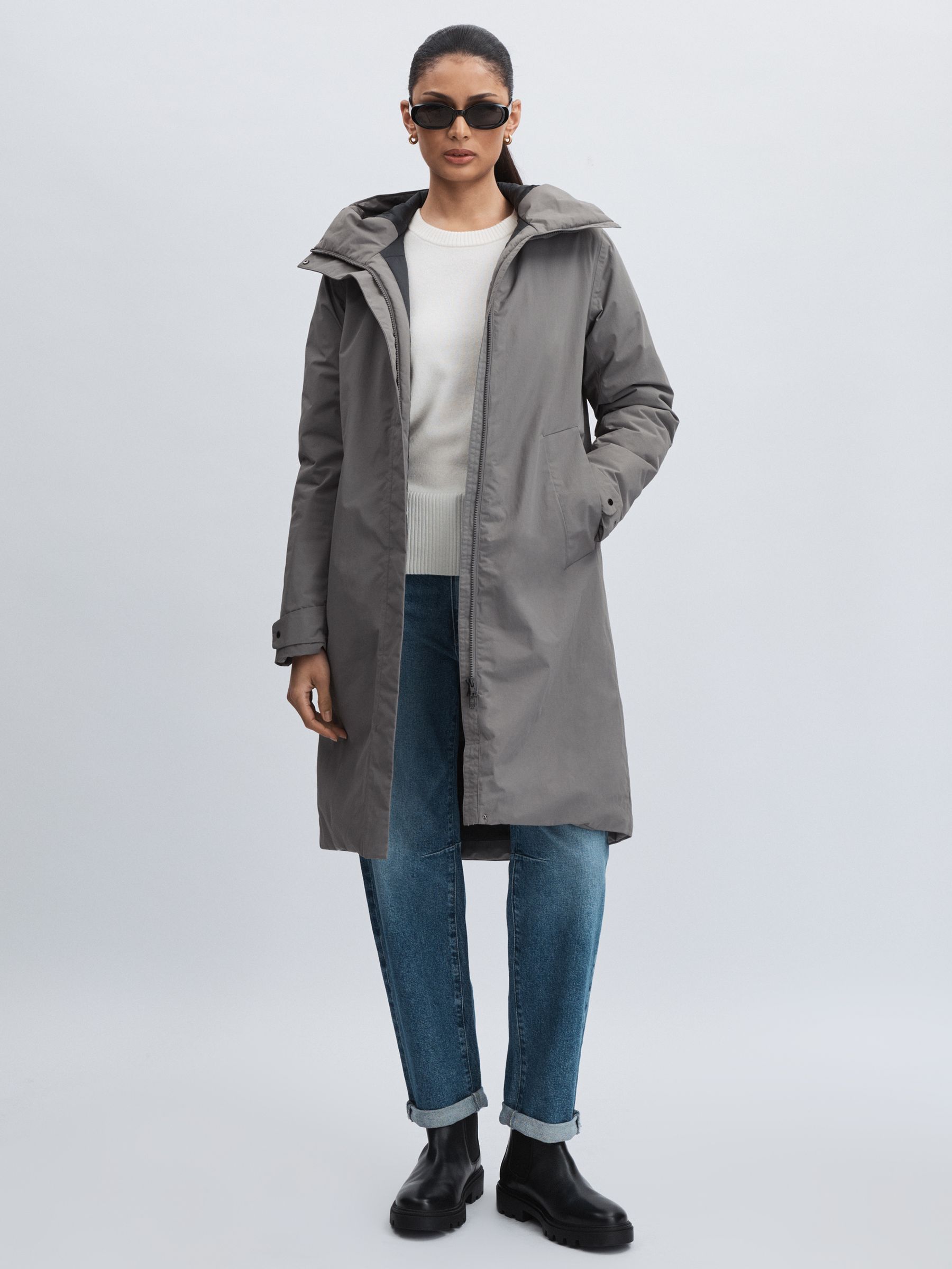Scandinavian Edition Insulated Hooded Parka in Light Grey - Image 3 of 6