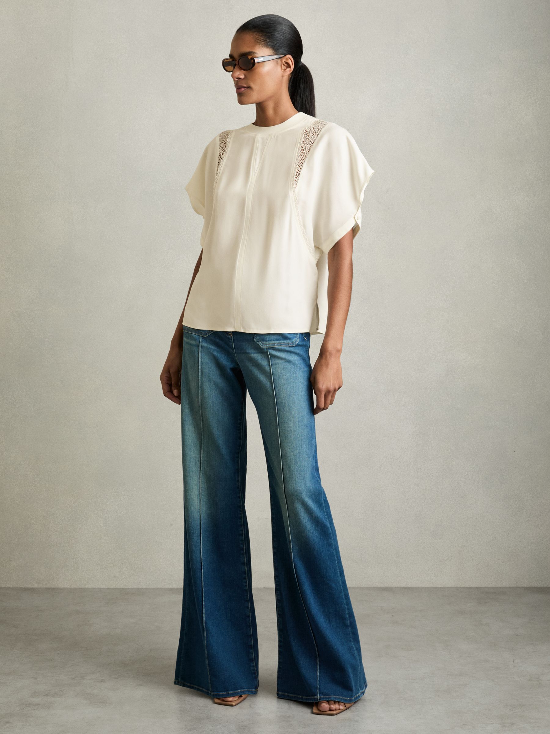 Lace-Insert T-Shirt in Cream - Image 3 of 6
