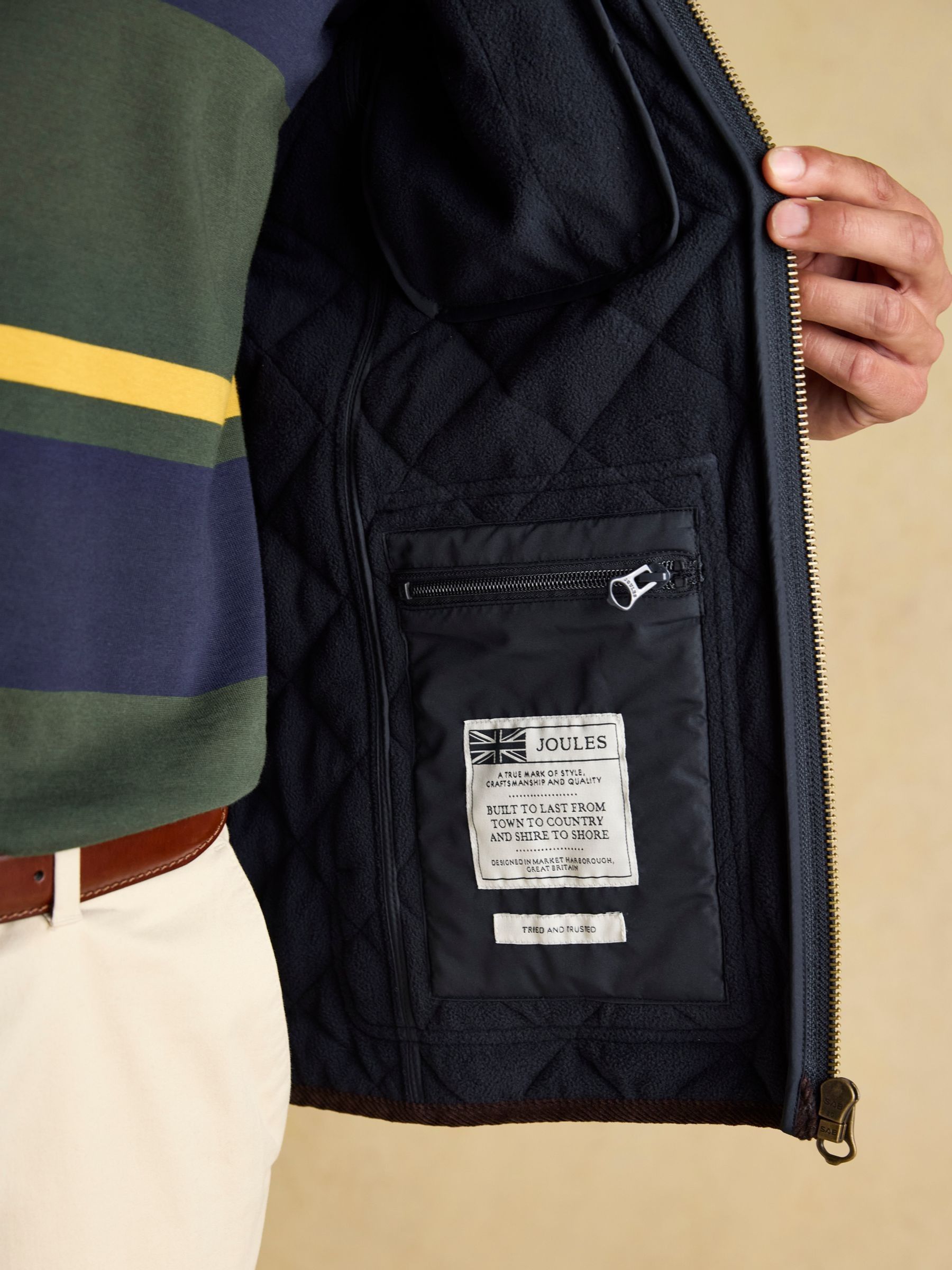 Maynard Navy Diamond Quilted Gilet - Image 7 of 12