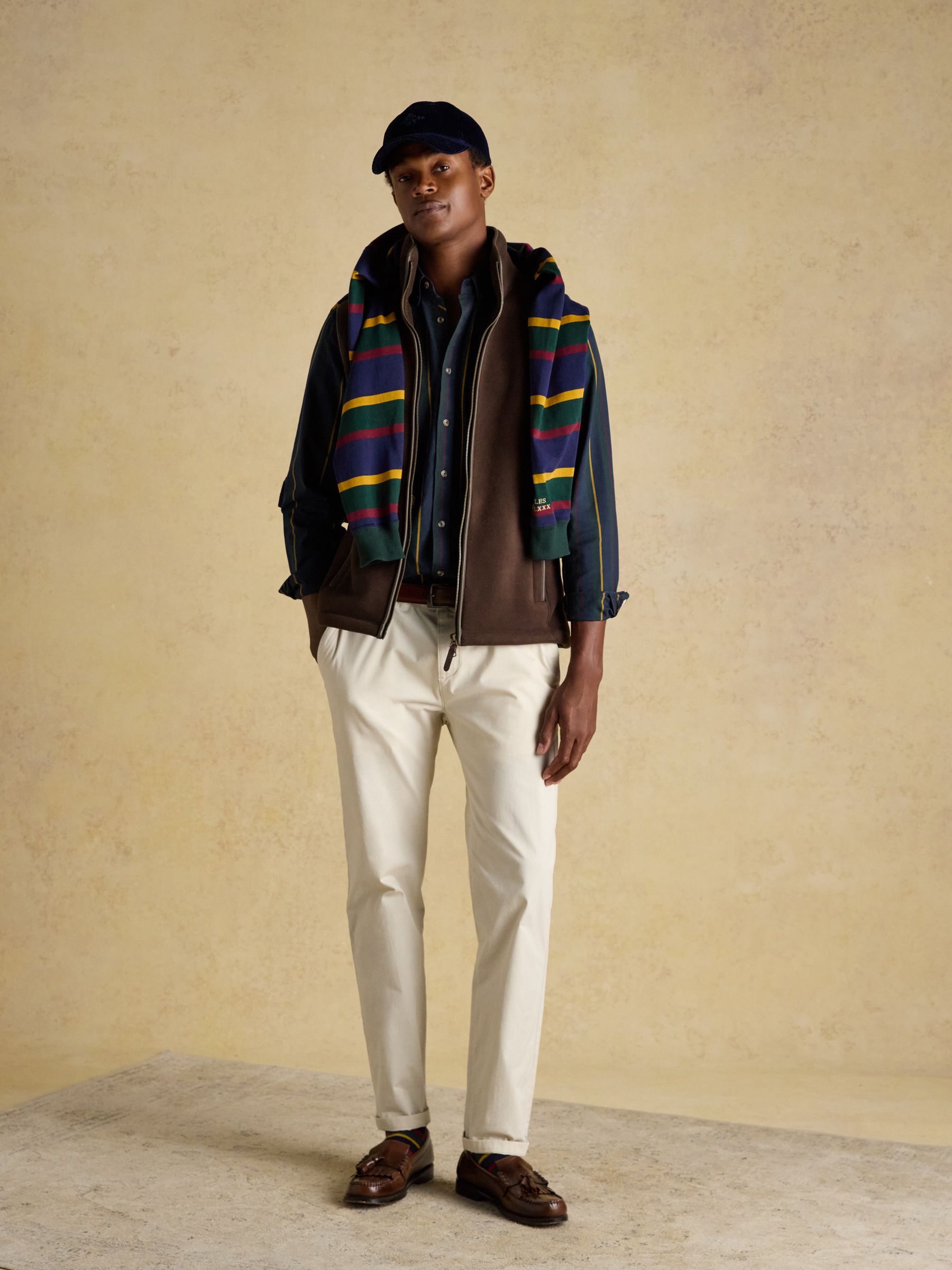 Heritage Fleece Brown Gilet - Image 14 of 15