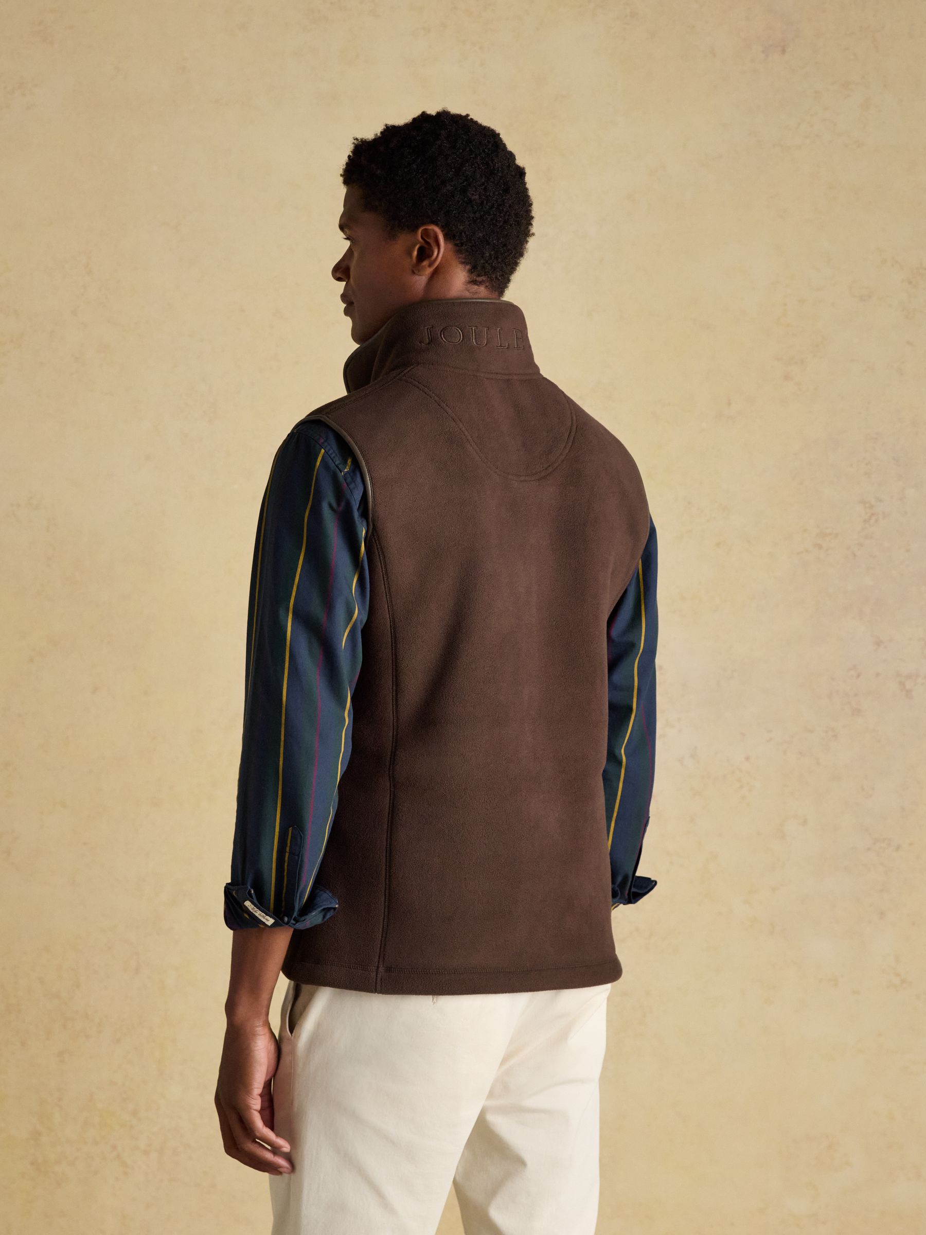 Heritage Fleece Brown Gilet - Image 4 of 15