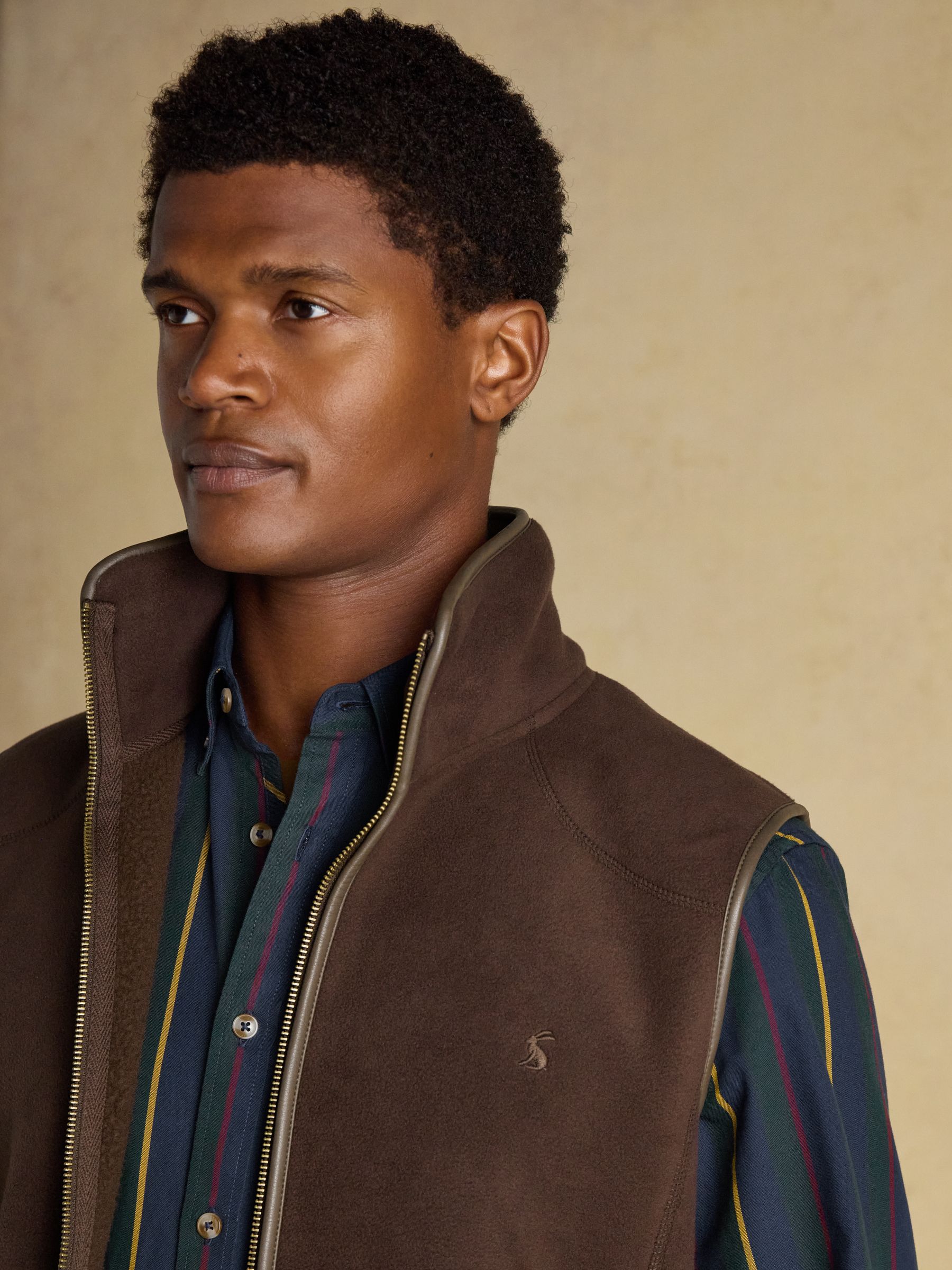 Heritage Fleece Brown Gilet - Image 5 of 15