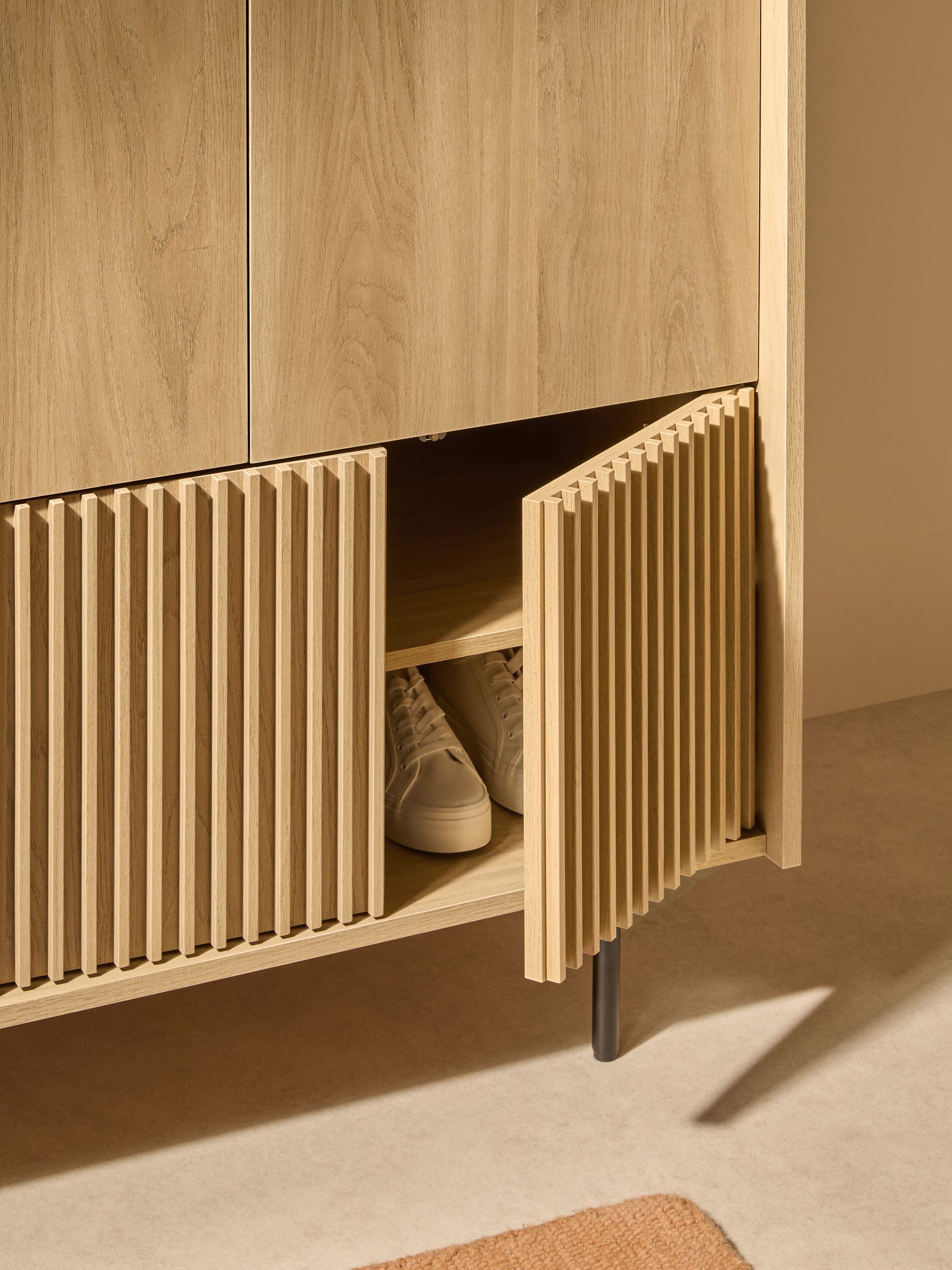 Blaze Triple, 3 drawers Wardrobe in Oak - Image 3 of 6