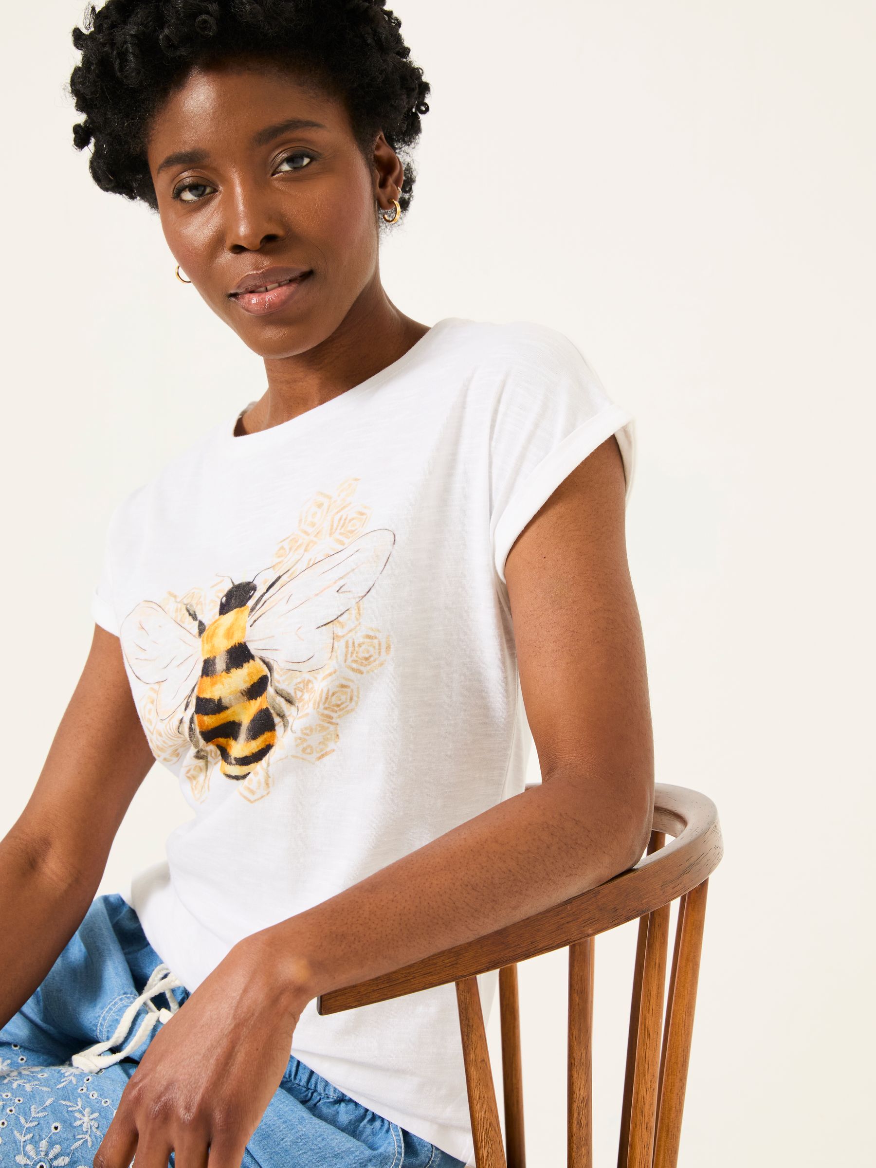 Ivy White Beeble Graphic T-Shirt - Image 4 of 7