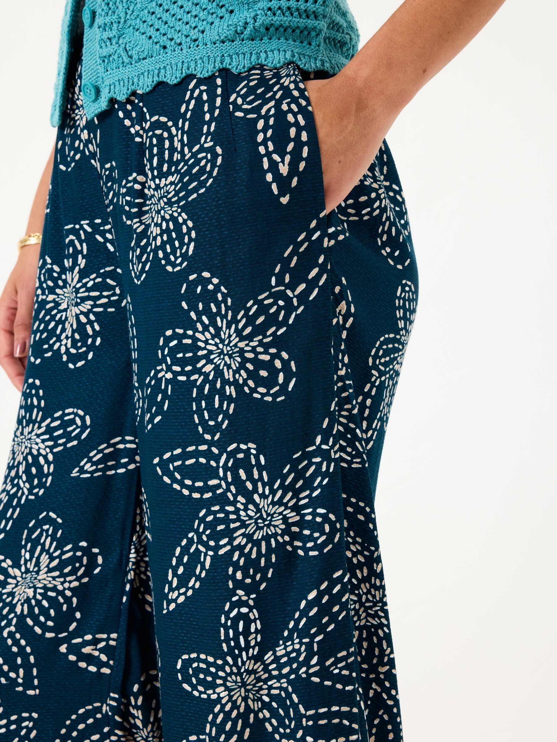 Zelda Navy Wide Leg Trousers - Image 5 of 10