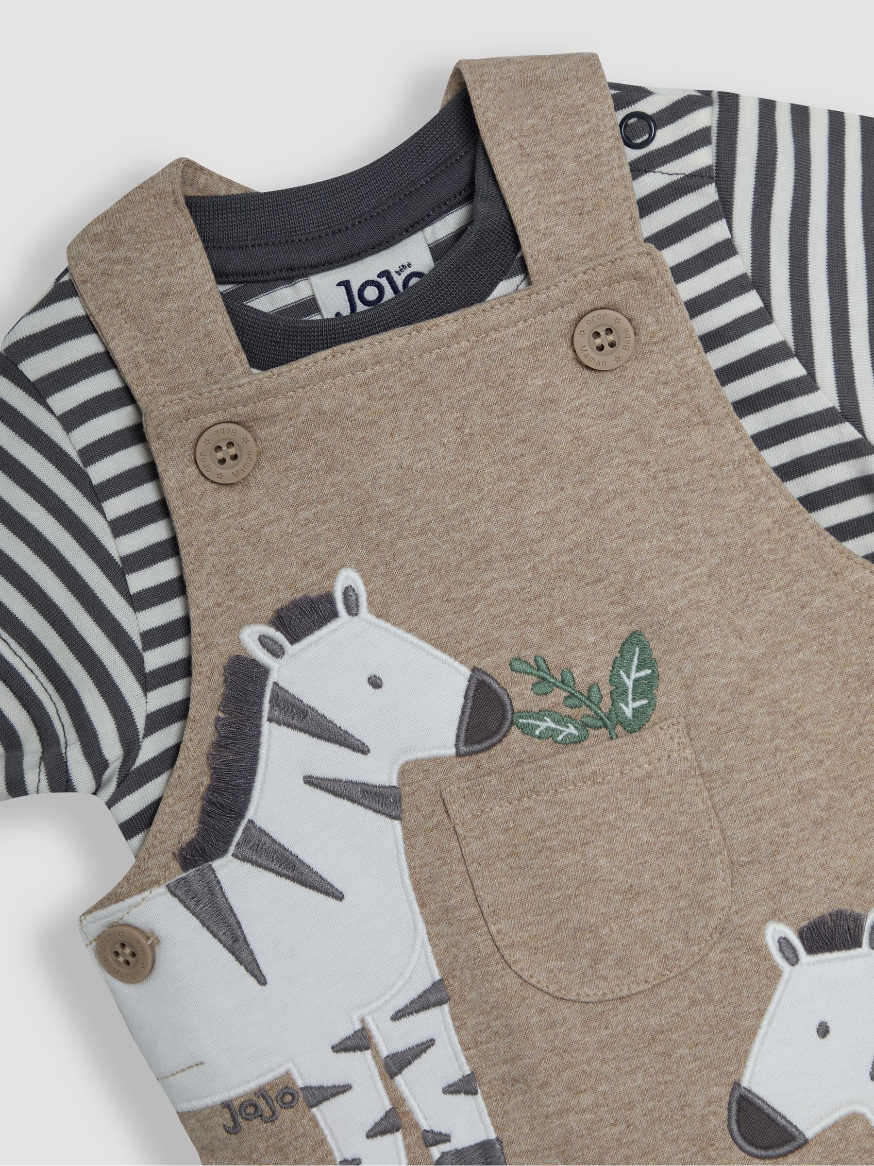 Fawn 2-Piece Appliqué Dungarees & T-Shirt Set - Image 6 of 6