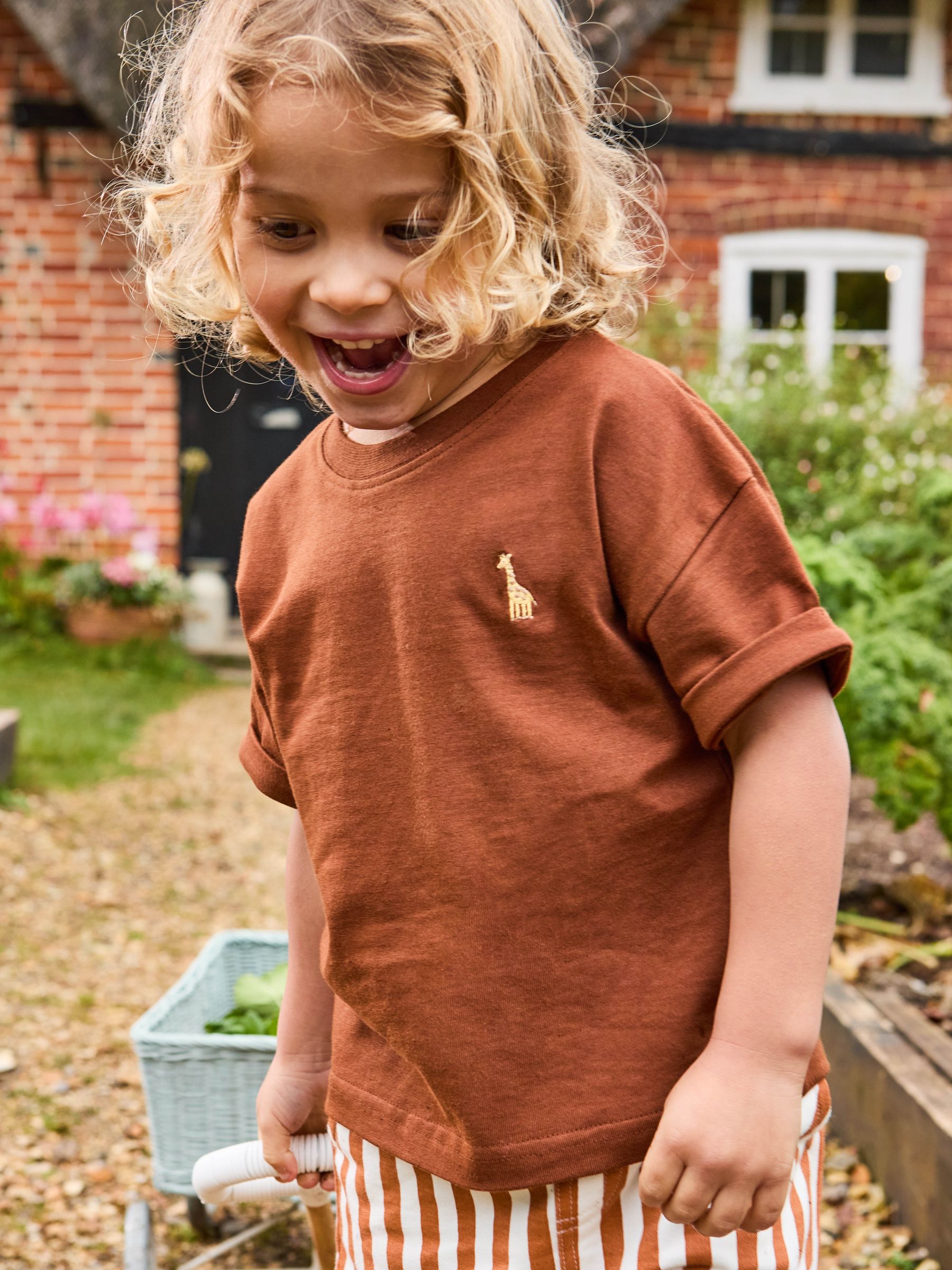 Brown Giraffe Print 100% Cotton T-Shirt & Stripe Joggers Set 2 Piece - Image 8 of 10