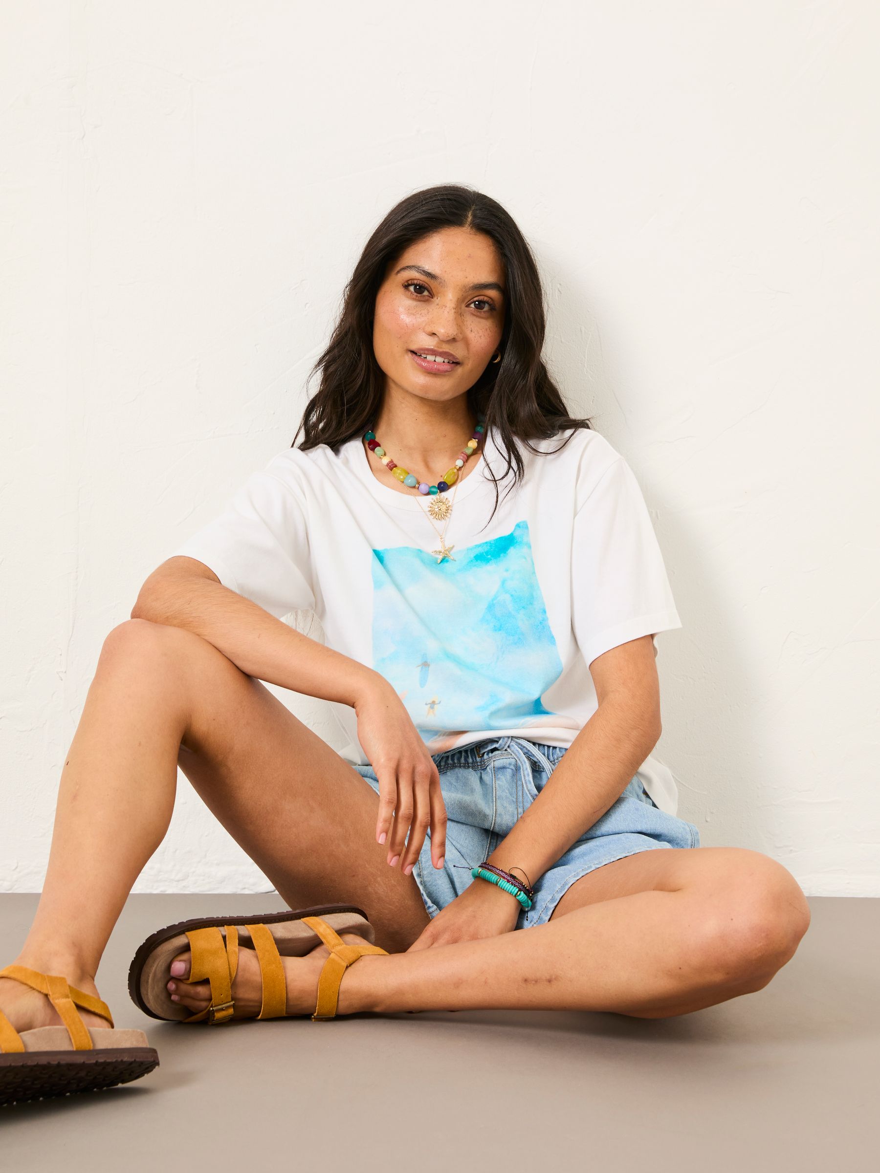 White Boxy T-Shirt - Image 3 of 5