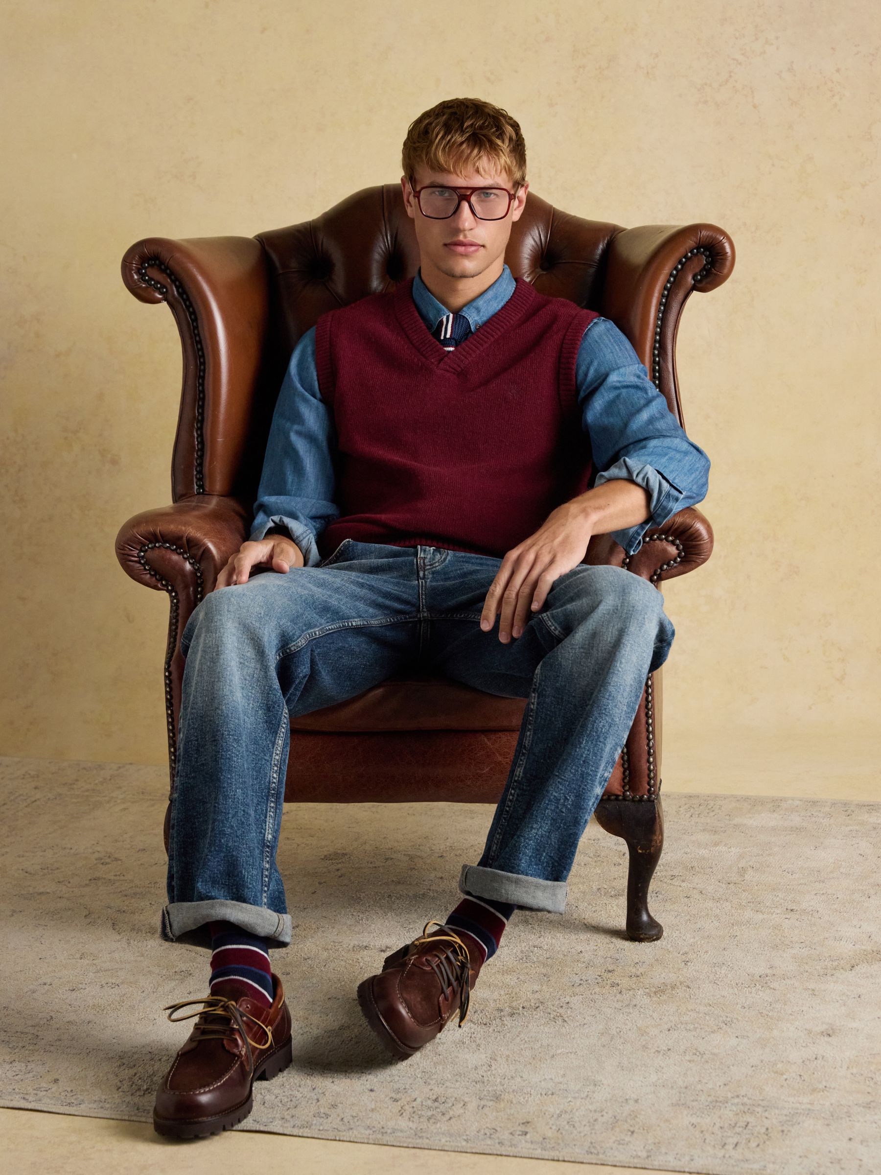 Highland Burgundy Red Wool-Rich Knitted Tank Top - Image 8 of 9