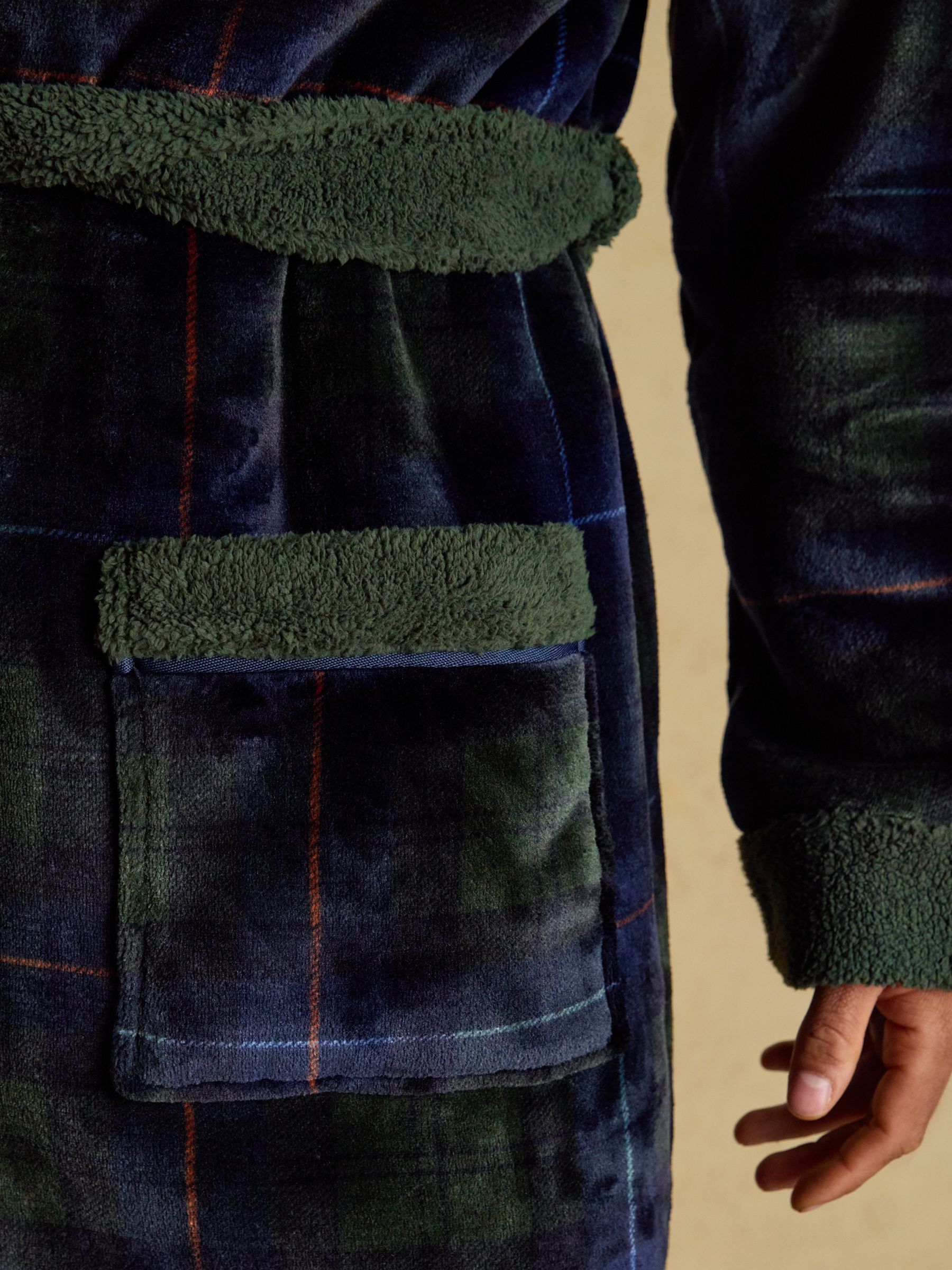 Montague Green/Navy Fleece Dressing Gown | Joules
