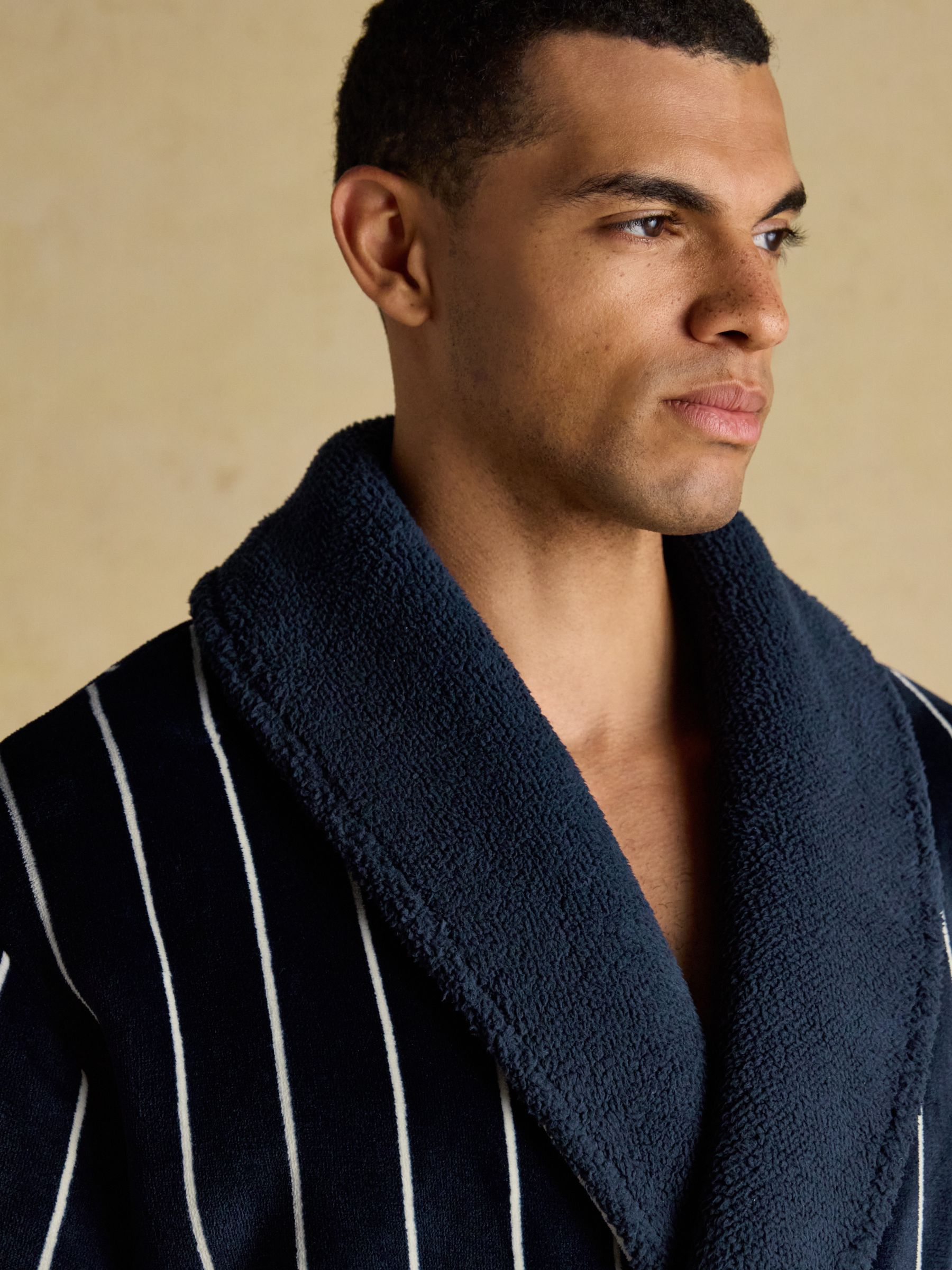 Montague Navy Fleece Dressing Gown - Image 6 of 9