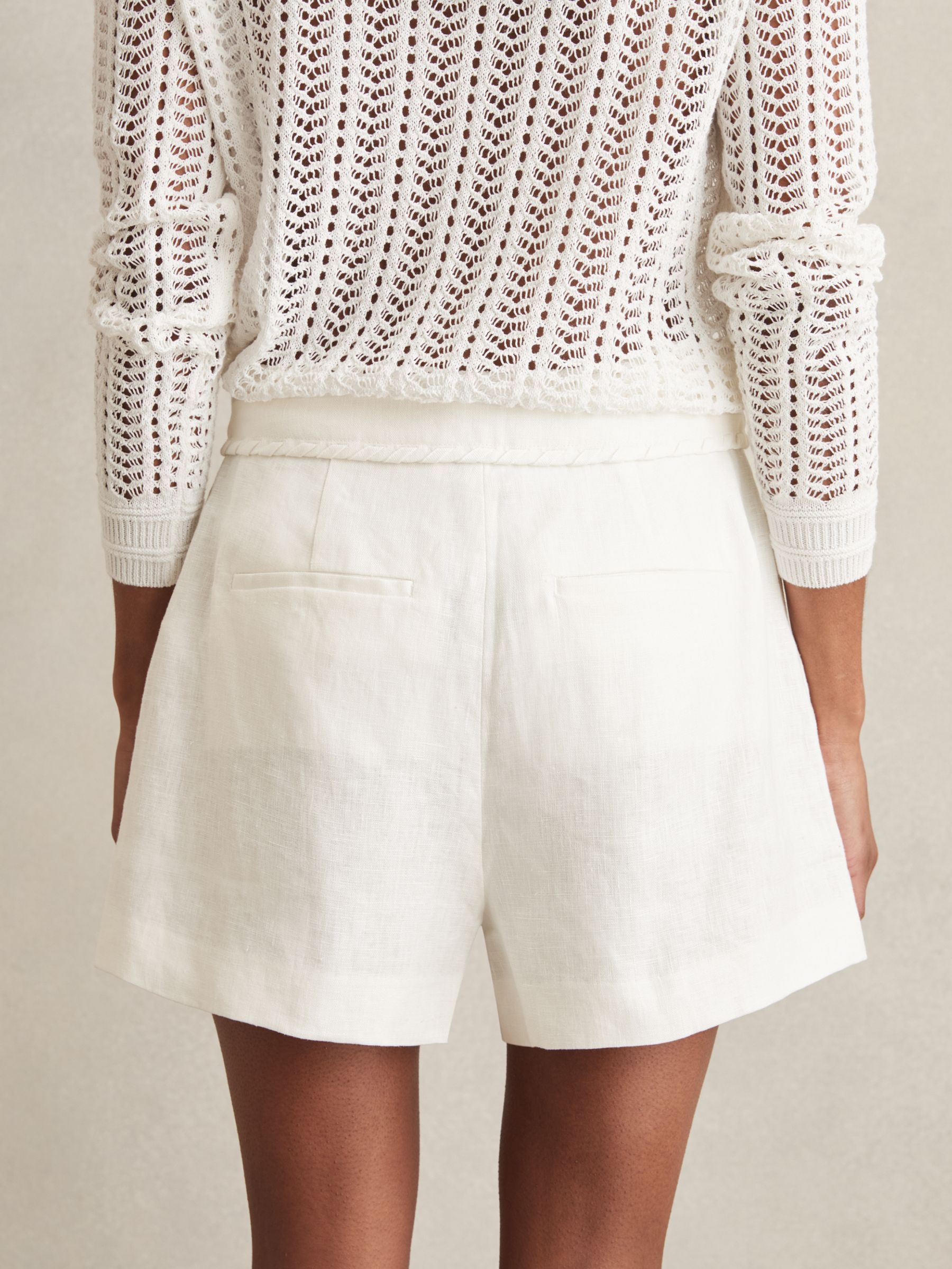 Linen Whipstitch Shorts in White - Image 5 of 6