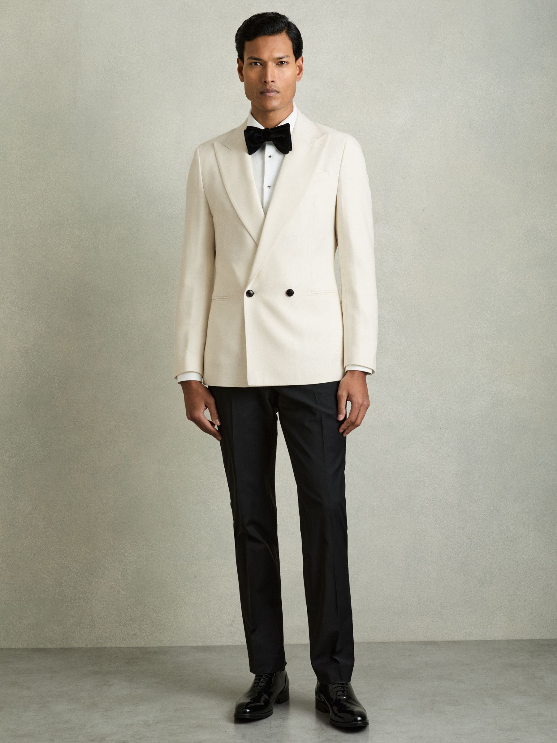 Slim Fit Single-Breasted Stretch Suit Blazer in Ivory White - Image 4 of 11