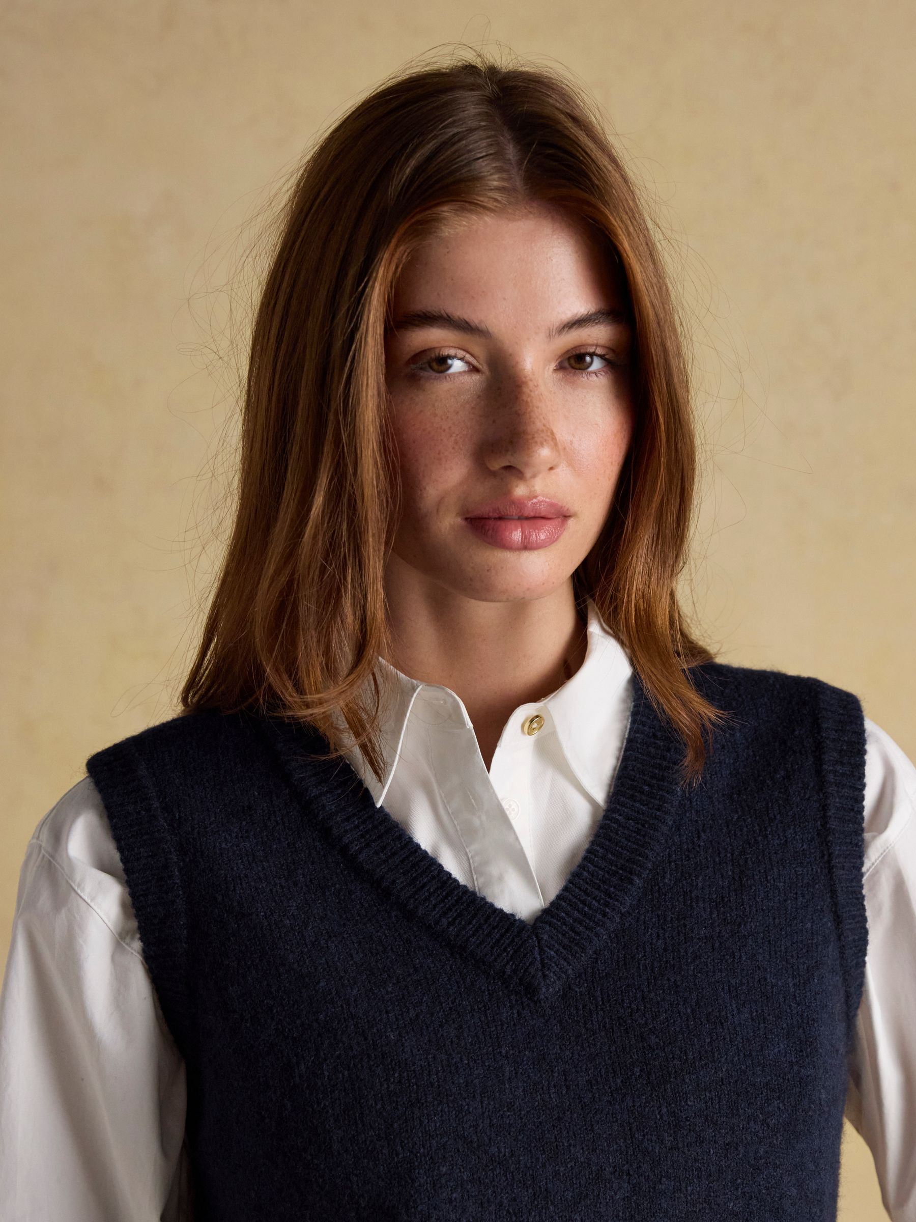 Holly Navy V-Neck Longline Knitted Vest - Image 3 of 7