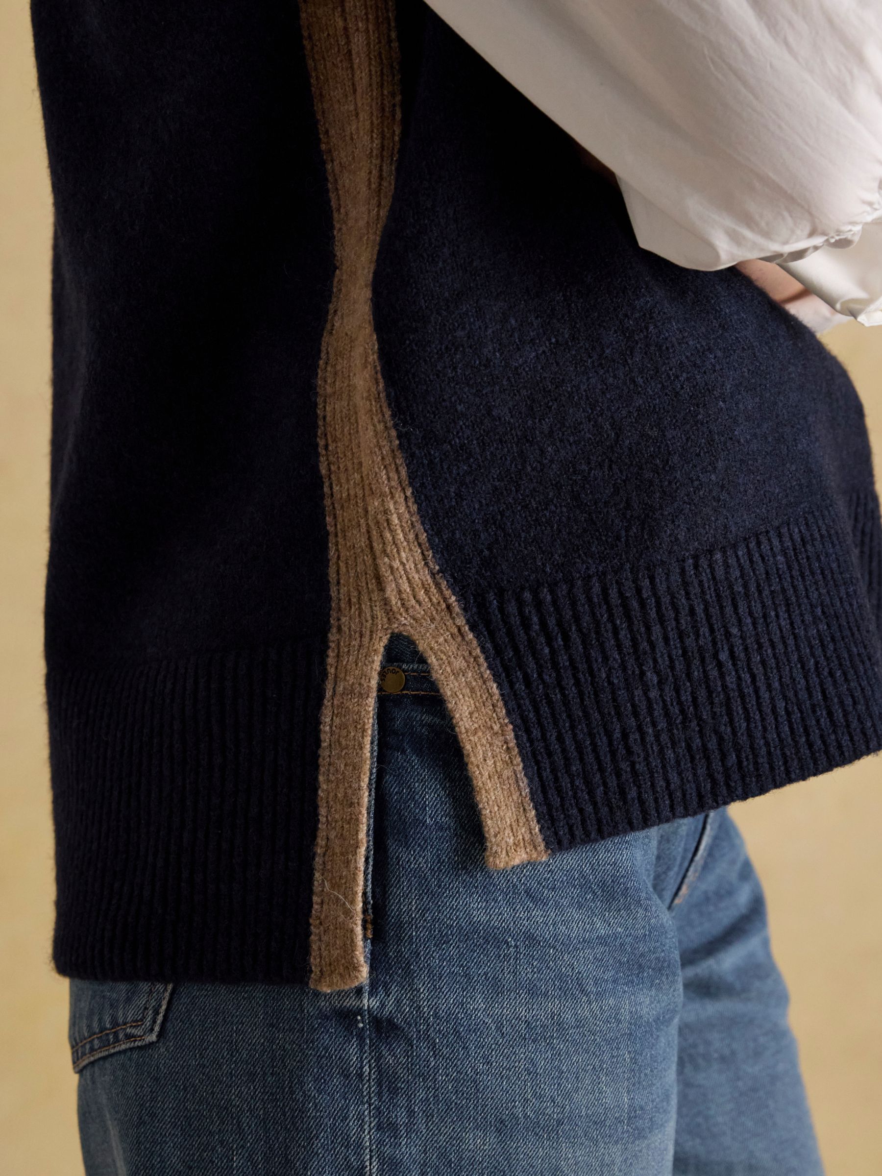 Holly Navy V-Neck Longline Knitted Vest - Image 5 of 7