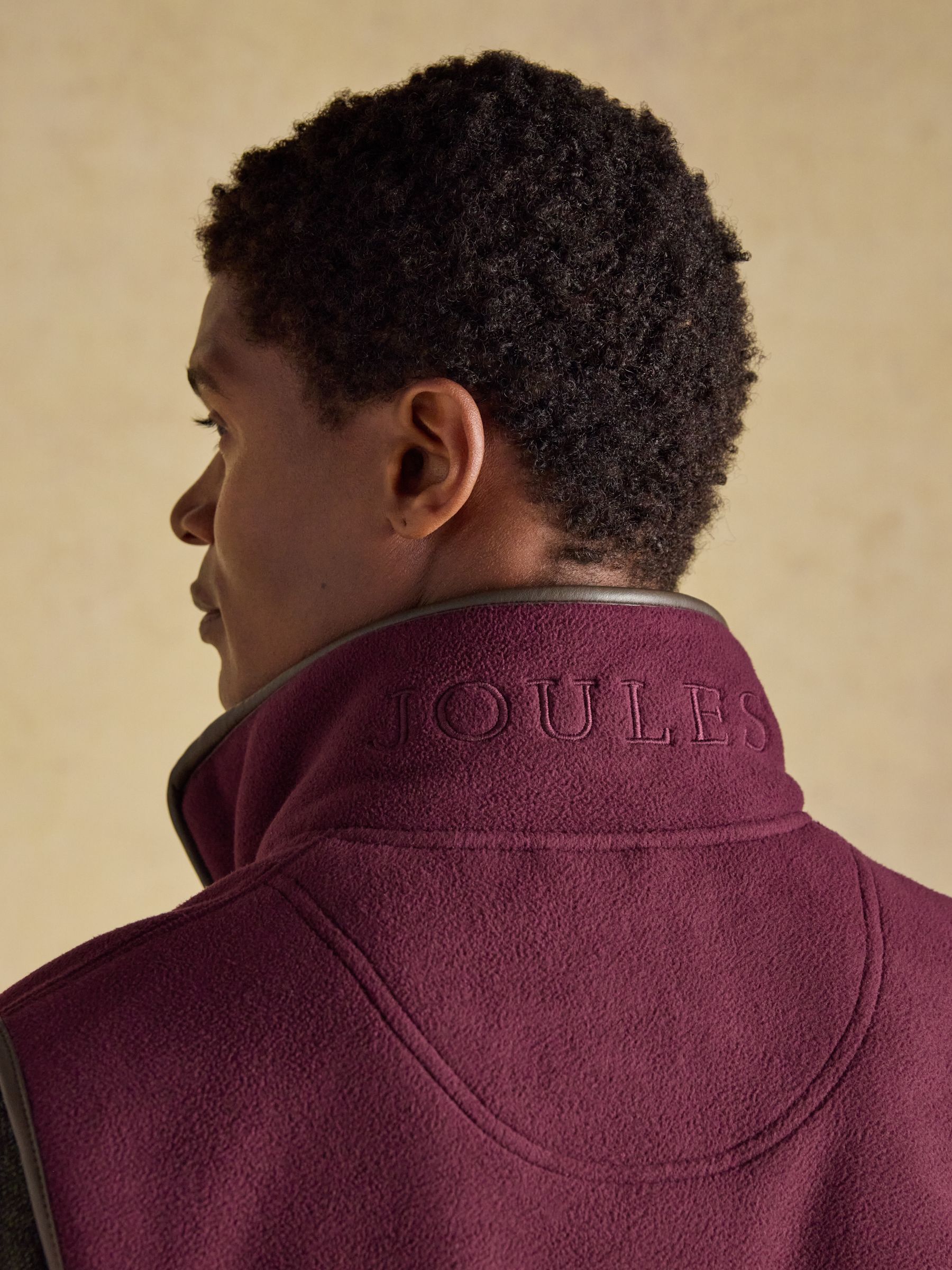 Heritage Fleece Burgundy Gilet - Image 7 of 10
