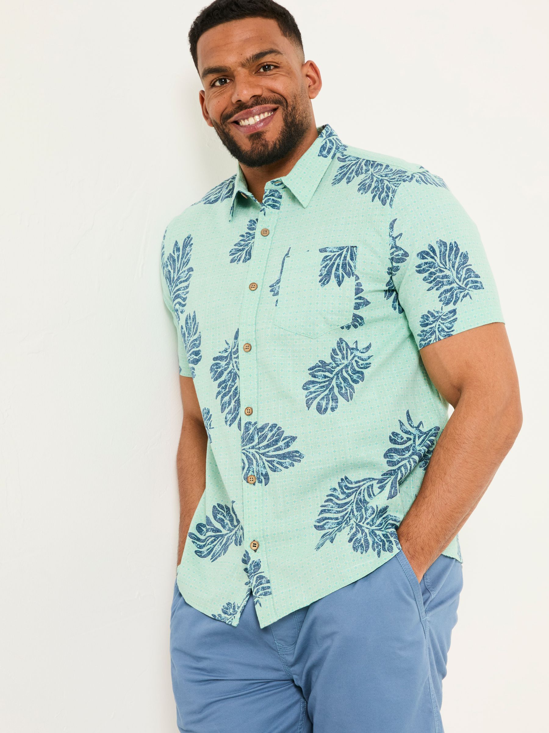 Mint Green Short Sleeve Banana Leaf Print 100% Cotton Shirt - Image 5 of 8