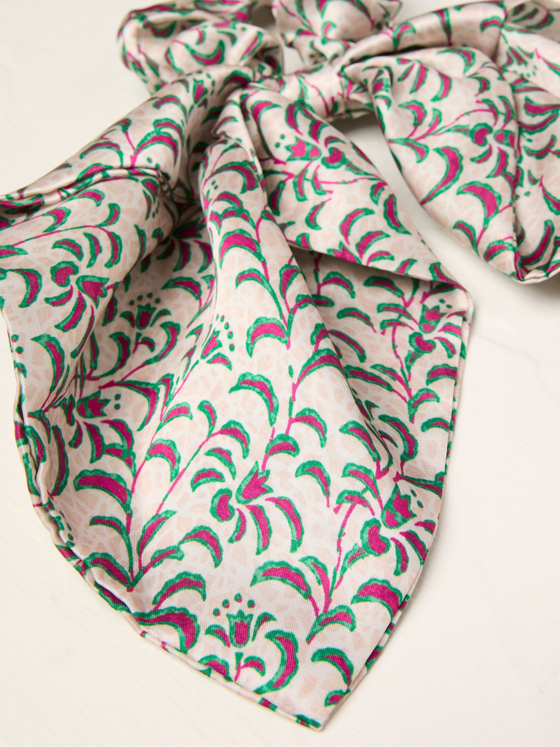 Ivory Printed Tie Scrunchie - Image 2 of 2