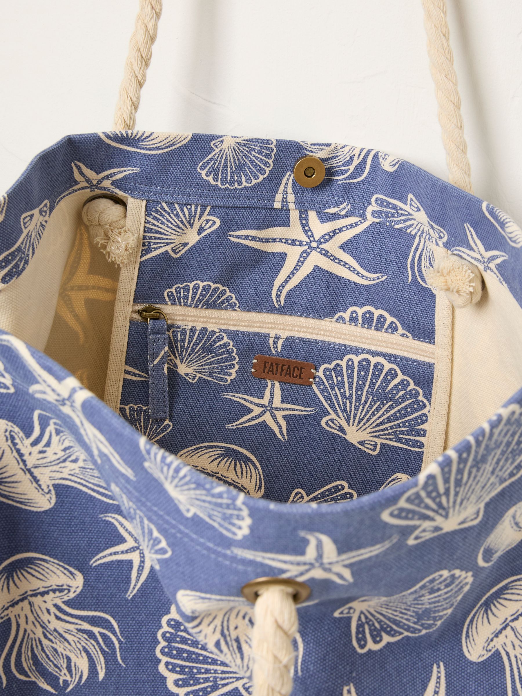 MCS Blue Sealife Printed Bag - Image 4 of 4