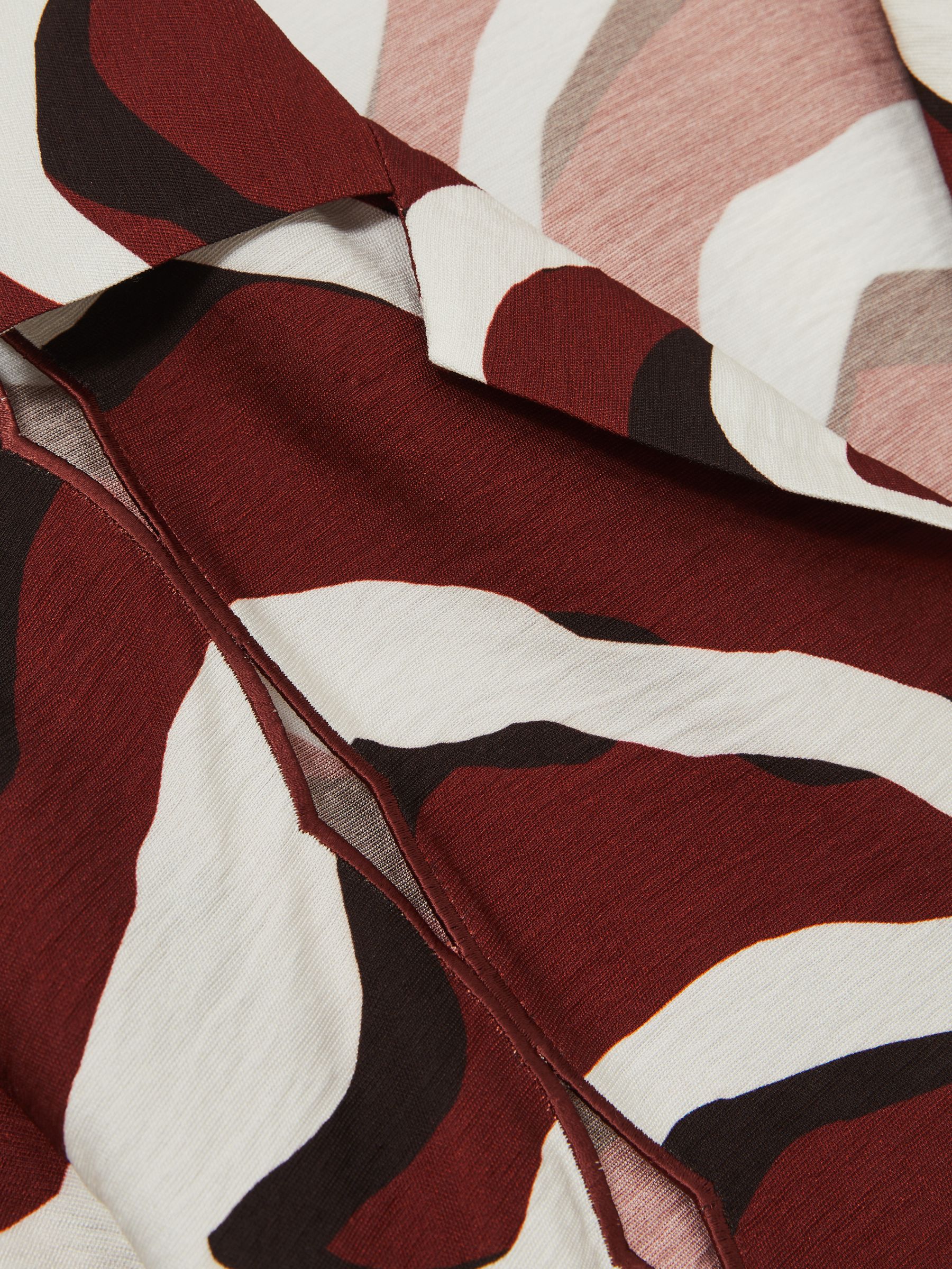Wave-Print Cut-Out Shirt in White - Image 6 of 6