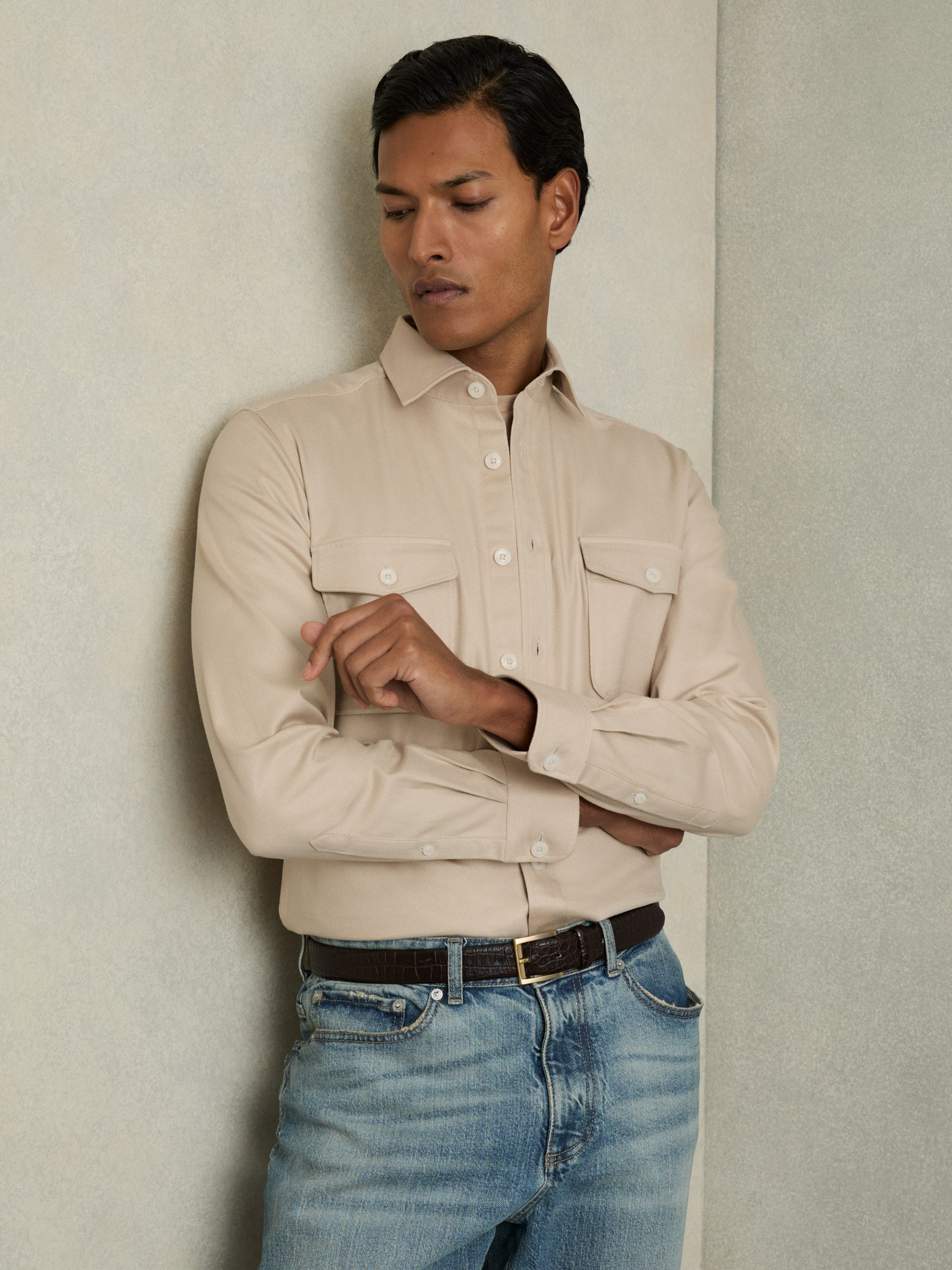 Stretch-Cotton Twill Twin-Pocket Overshirt in Stone - Image 3 of 6