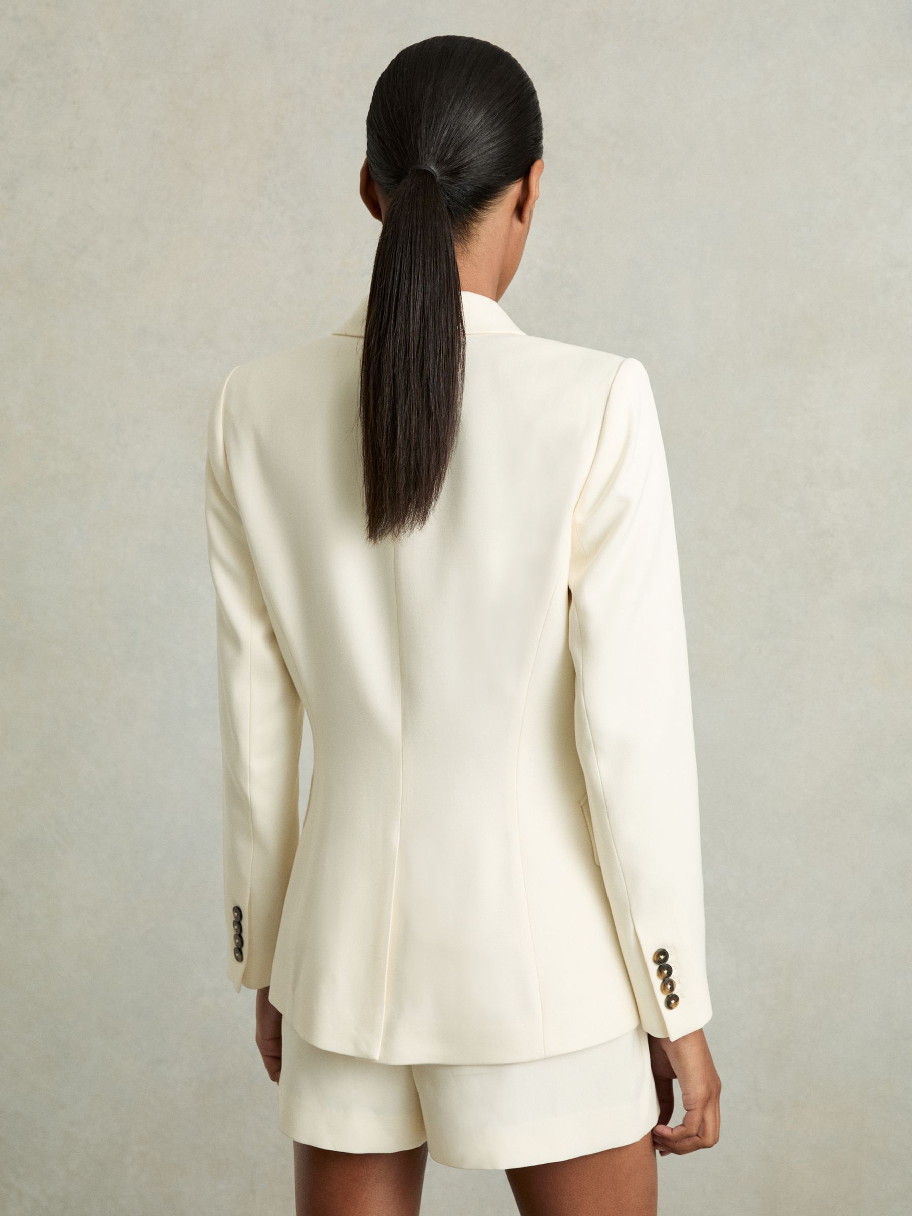 Petite Single-Breasted Peak-Lapel Tailored Blazer in Cream - Image 5 of 8