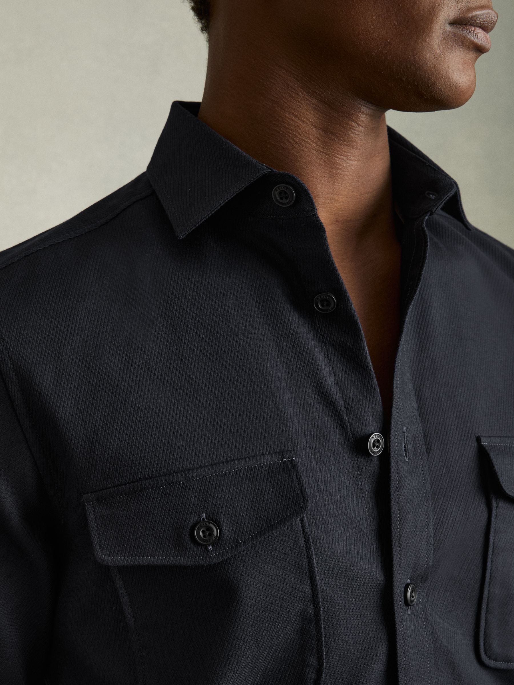 Stretch-Cotton Twill Twin-Pocket Overshirt in Navy - Image 4 of 6