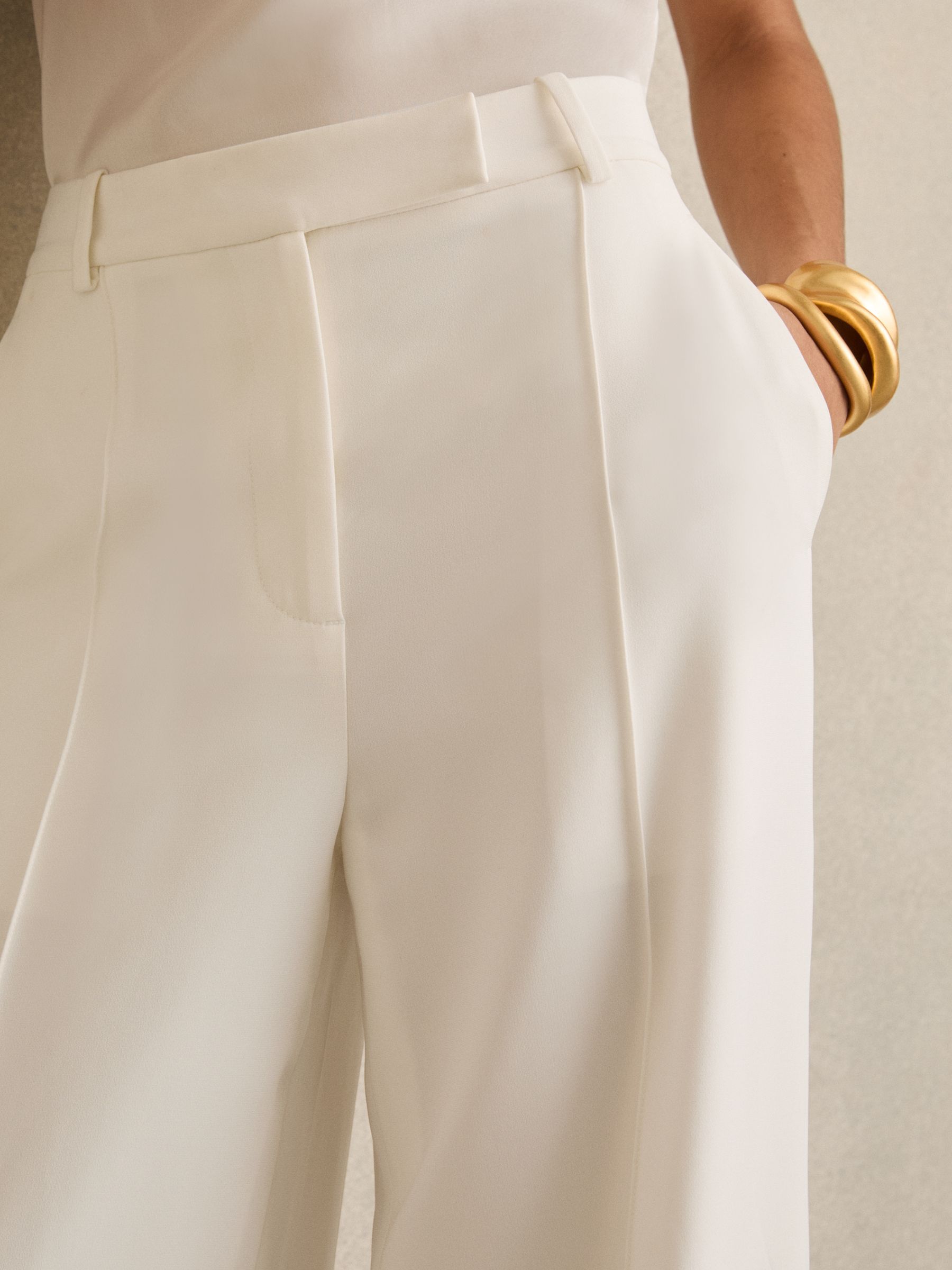 Crepe Wide-Leg Tailored Trousers in White - Image 4 of 6