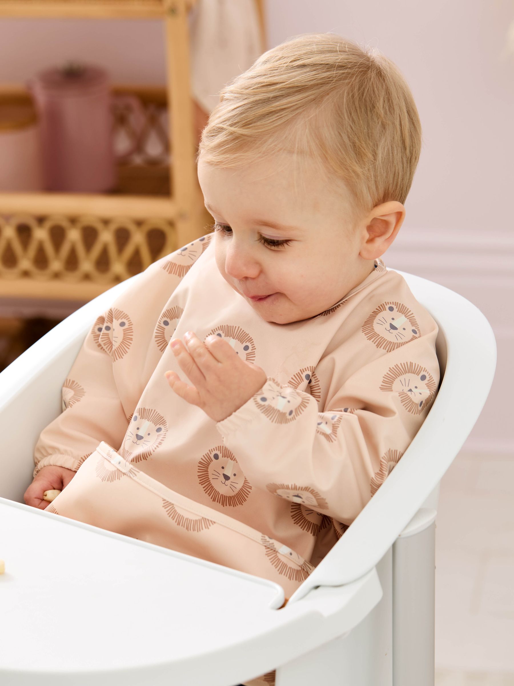 Neutral Lion Sleeved Bib - Image 3 of 3