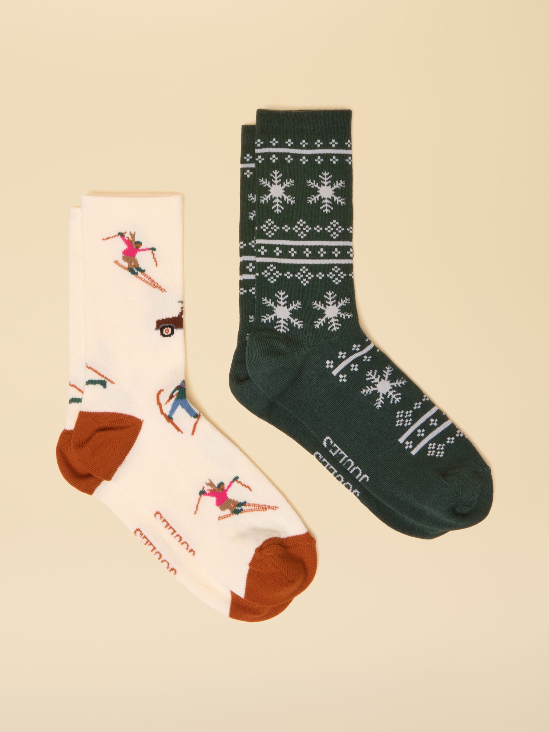 Women's Everyday Cream & Green Ski Cotton Blend Socks 2 Pack (size 4-8) - Image 1 of 2