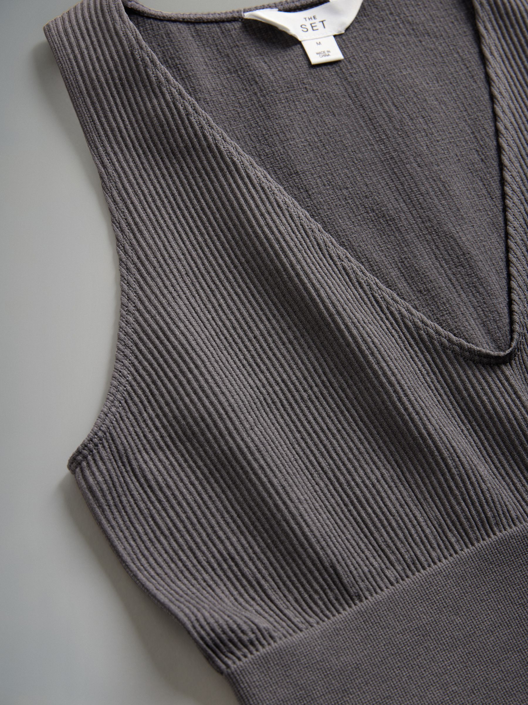 3 Pack Seamless Ribbed Crop Tops - Image 6 of 6