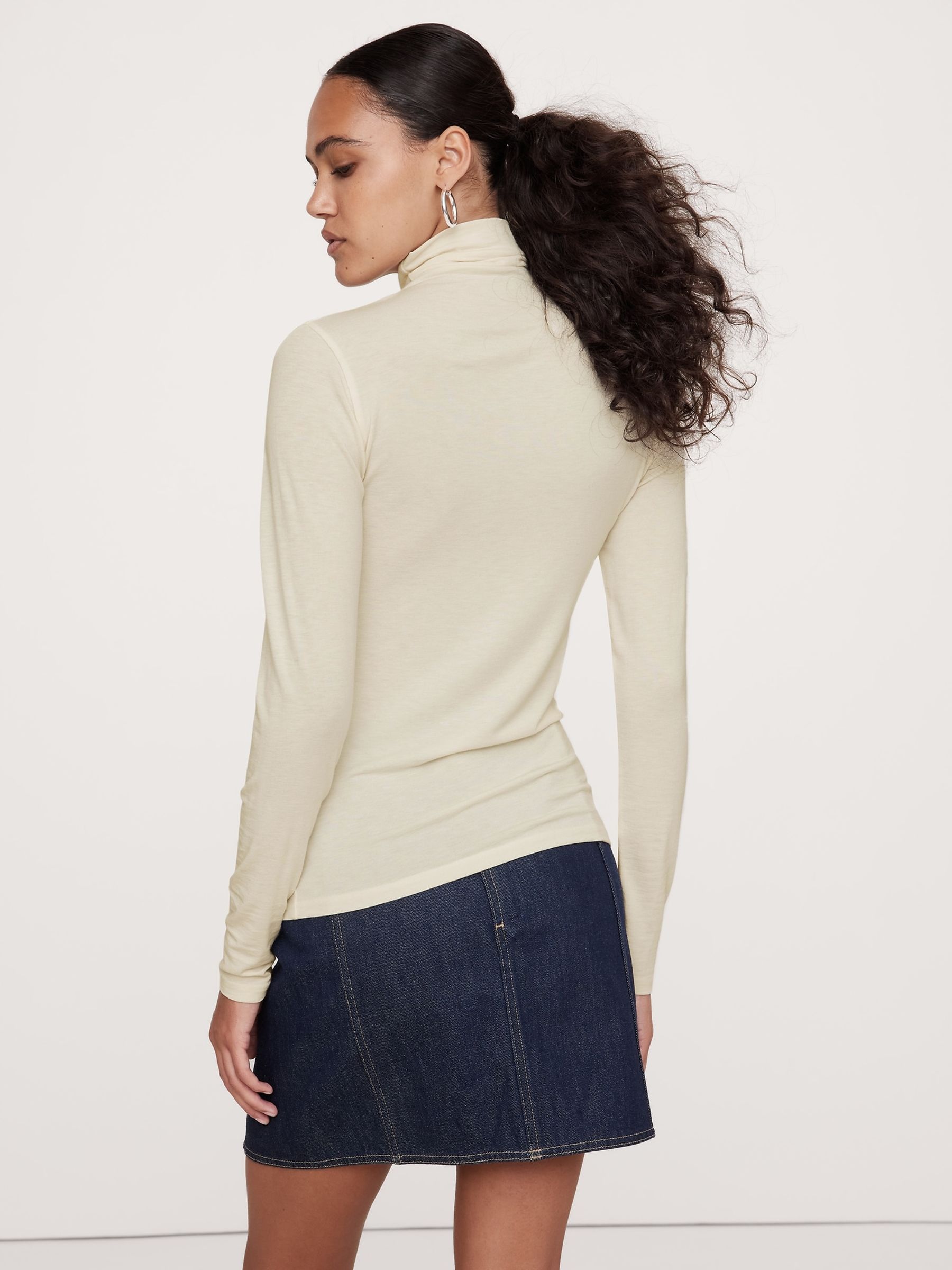 Banana Republic White Luxe Wool-Blend Elbow-Sleeve Top - Image 2 of 4