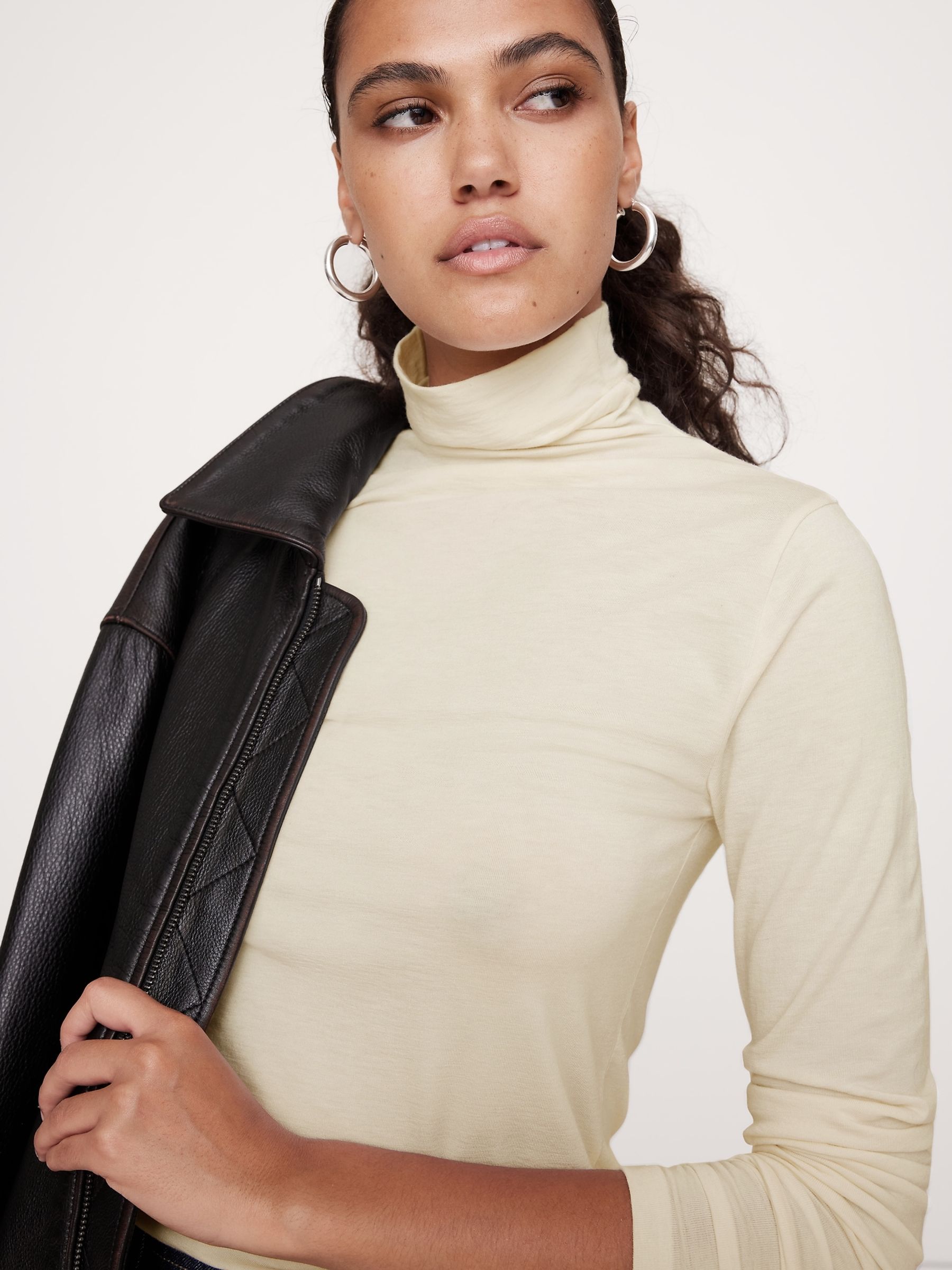 Banana Republic White Luxe Wool-Blend Elbow-Sleeve Top - Image 3 of 4