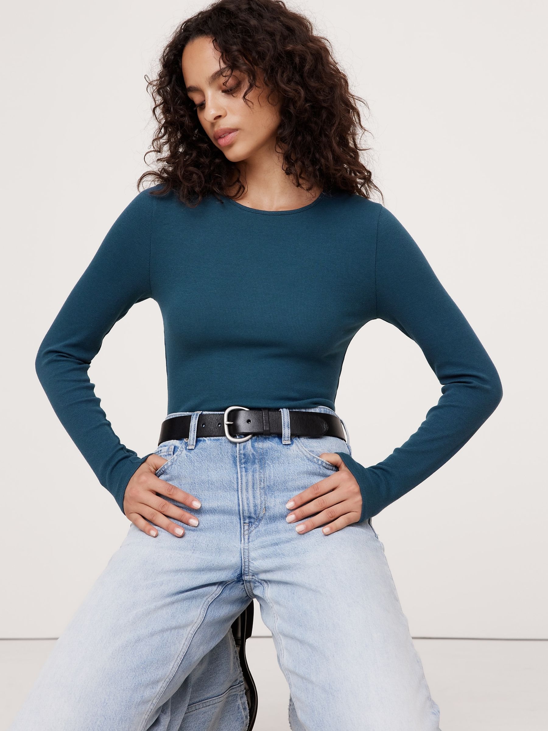 Banana Republic Blue Ribbed Crew-Neck T-Shirt - Image 1 of 1