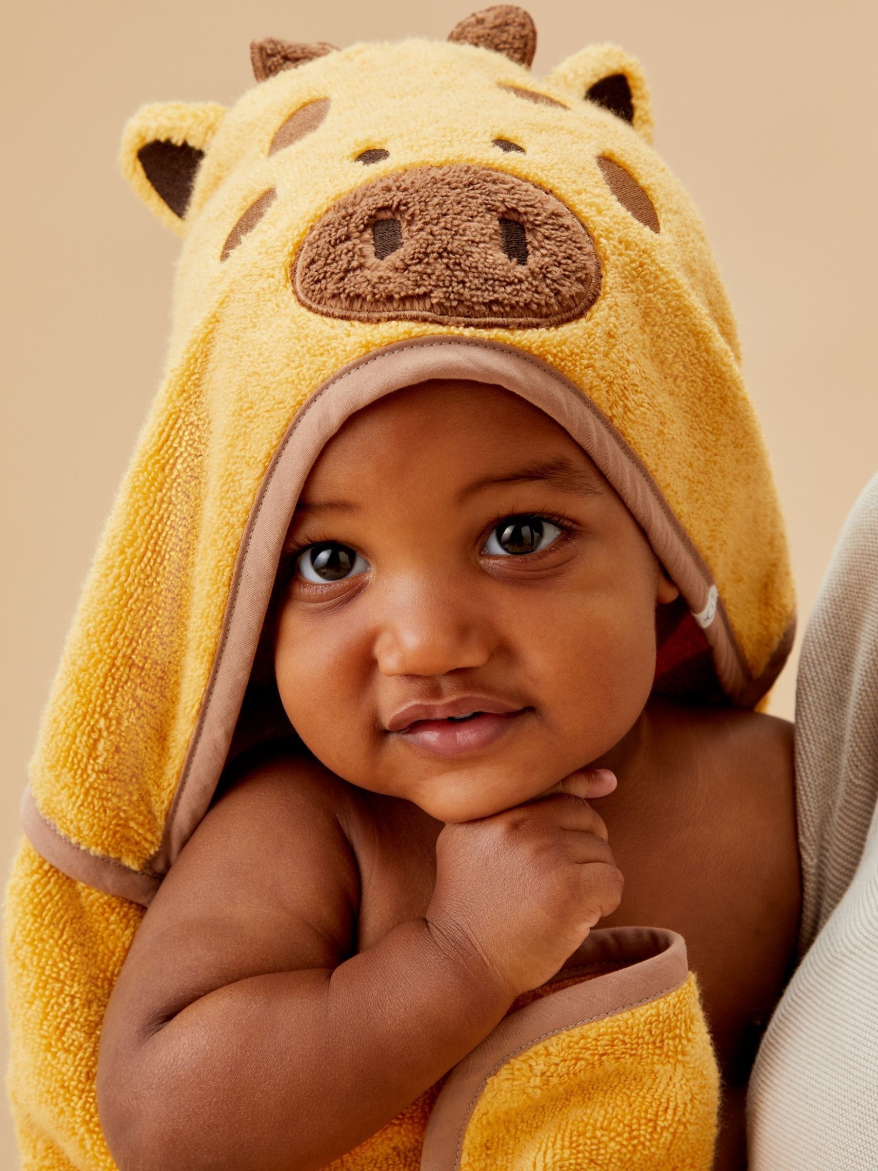 MORI Yellow Giraffe Supersoft Hooded Towel - Image 1 of 6